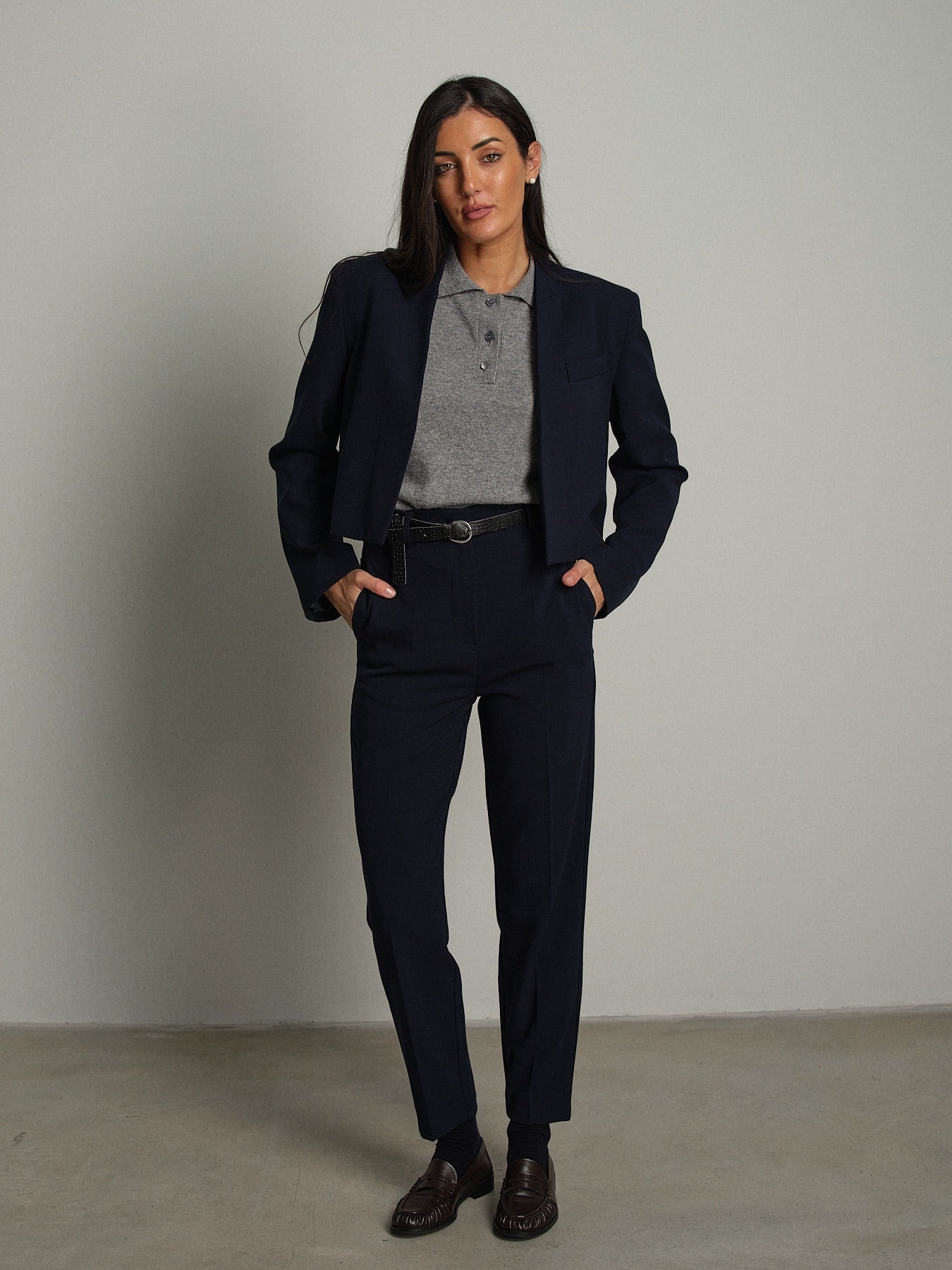 Giacca crop agata Blu-notte Haveone JIA-R099;Giacca crop agata Blu-notte Haveone JIA-R099 — foto 2;Giacca crop agata Blu-notte Haveone JIA-R099 — foto 3;Giacca crop agata Blu-notte Haveone JIA-R099 — foto 4;Giacca crop agata Blu-notte Haveone JIA-R099 — foto 5;Giacca crop agata Blu-notte Haveone JIA-R099 — foto 6
