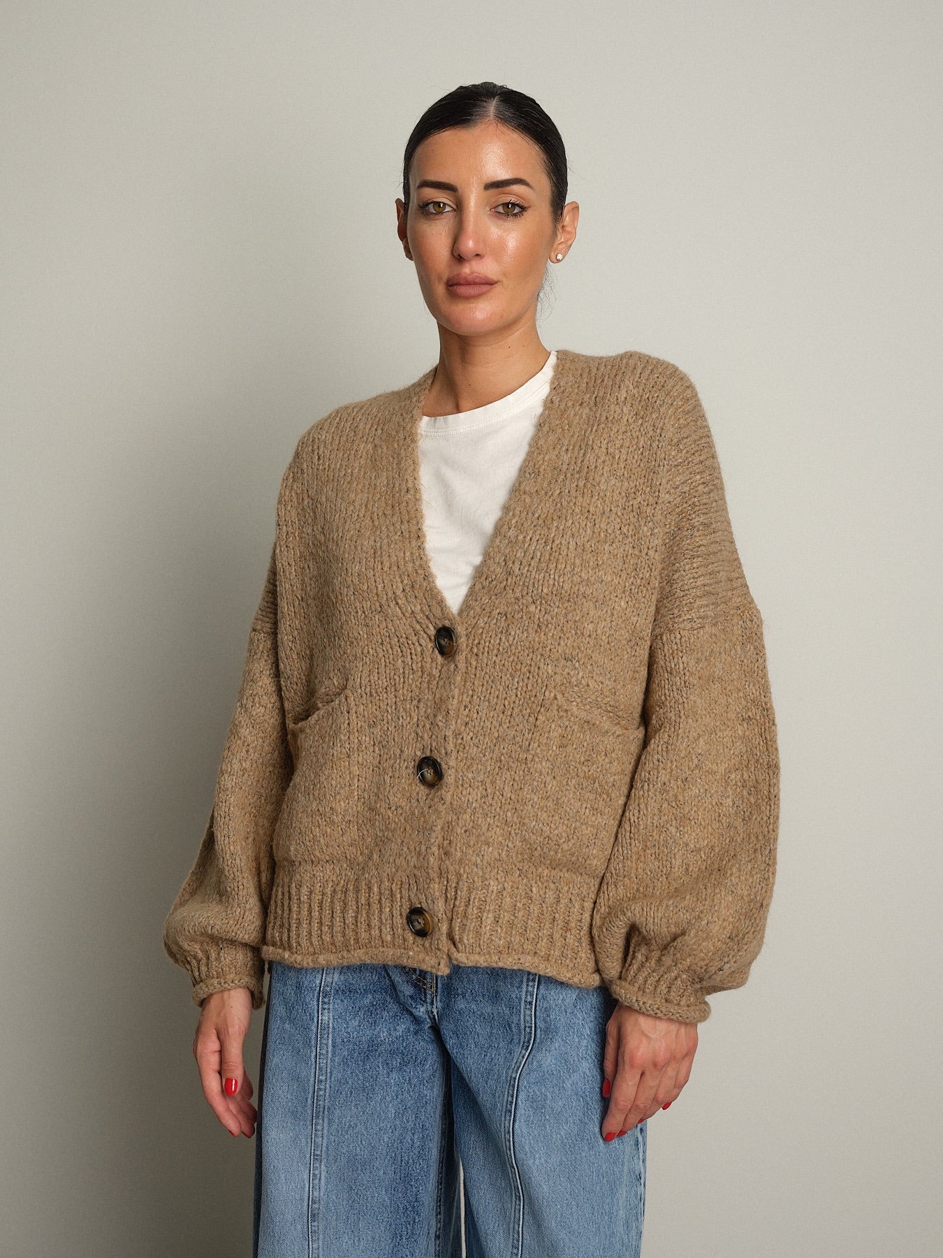 cardigan bestseller Beige haveone JIT-R026;cardigan bestseller Beige haveone JIT-R026 — foto 2;cardigan bestseller Beige haveone JIT-R026 — foto 3;cardigan bestseller Beige haveone JIT-R026 — foto 4;cardigan bestseller Beige haveone JIT-R026 — foto 5;cardigan bestseller Beige haveone JIT-R026 — foto 6;cardigan bestseller Beige haveone JIT-R026 — foto 7;cardigan bestseller Beige haveone JIT-R026 — foto 8;cardigan bestseller Beige haveone JIT-R026 — foto 9