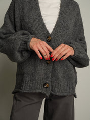 cardigan bestseller Grigio haveone JIT-R026;cardigan bestseller Grigio haveone JIT-R026 — foto 2;cardigan bestseller Grigio haveone JIT-R026 — foto 3;cardigan bestseller Grigio haveone JIT-R026 — foto 4;cardigan bestseller Grigio haveone JIT-R026 — foto 5