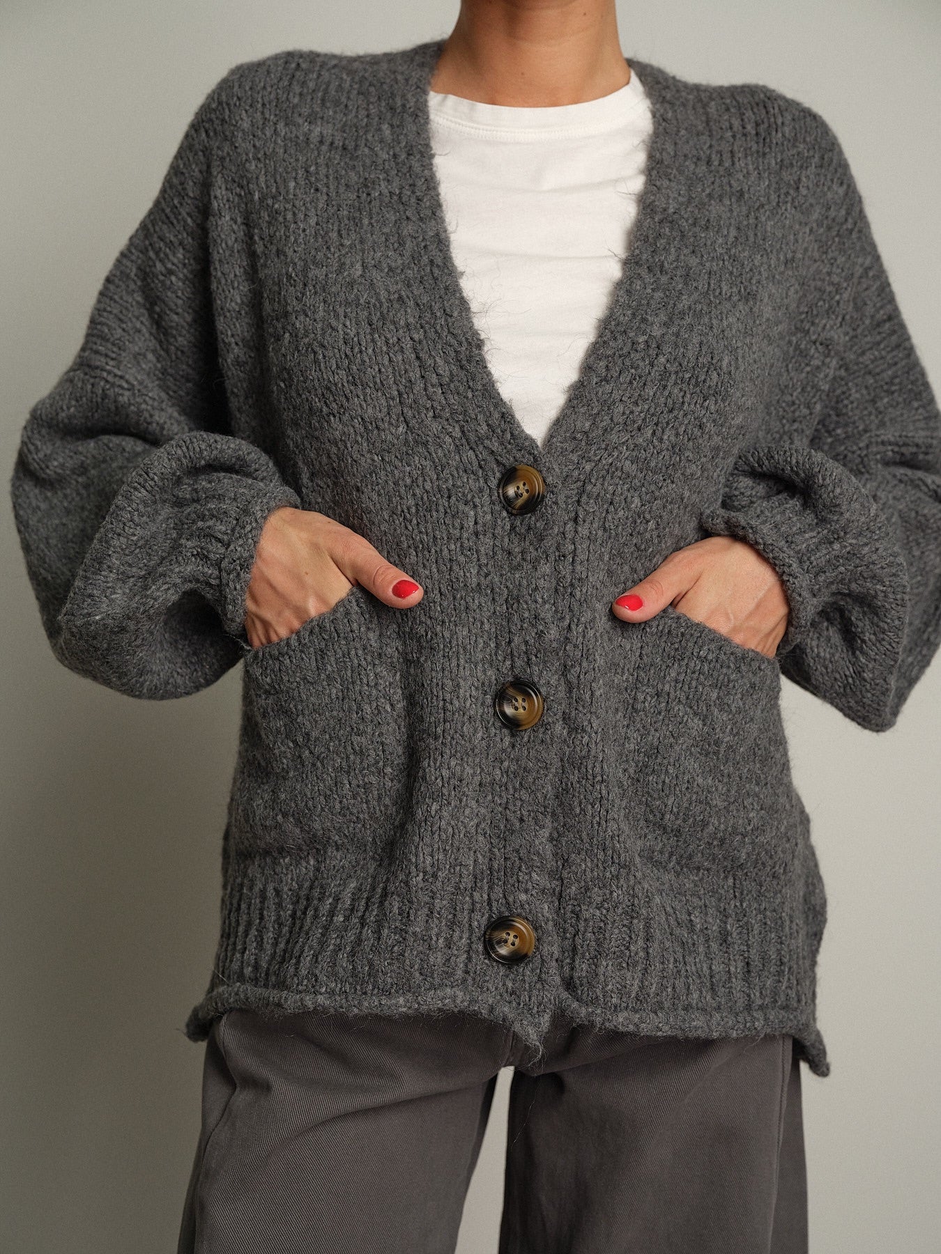 cardigan bestseller Grigio haveone JIT-R026;cardigan bestseller Grigio haveone JIT-R026 — foto 2;cardigan bestseller Grigio haveone JIT-R026 — foto 3;cardigan bestseller Grigio haveone JIT-R026 — foto 4;cardigan bestseller Grigio haveone JIT-R026 — foto 5