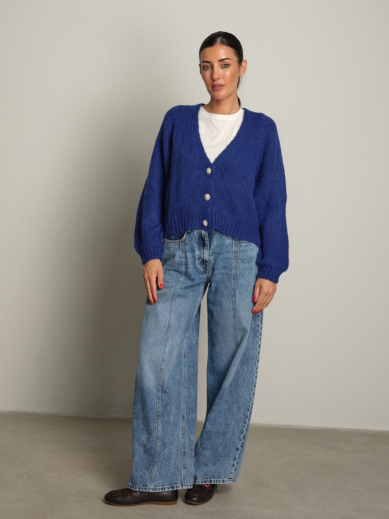 cardigan bottoni gioiello Blu haveone JIT-R027;cardigan bottoni gioiello Blu haveone JIT-R027 — foto 2;cardigan bottoni gioiello Blu haveone JIT-R027 — foto 3;cardigan bottoni gioiello Blu haveone JIT-R027 — foto 4;cardigan bottoni gioiello Blu haveone JIT-R027 — foto 5;cardigan bottoni gioiello Blu haveone JIT-R027 — foto 6;cardigan bottoni gioiello Blu haveone JIT-R027 — foto 7;cardigan bottoni gioiello Blu haveone JIT-R027 — foto 8