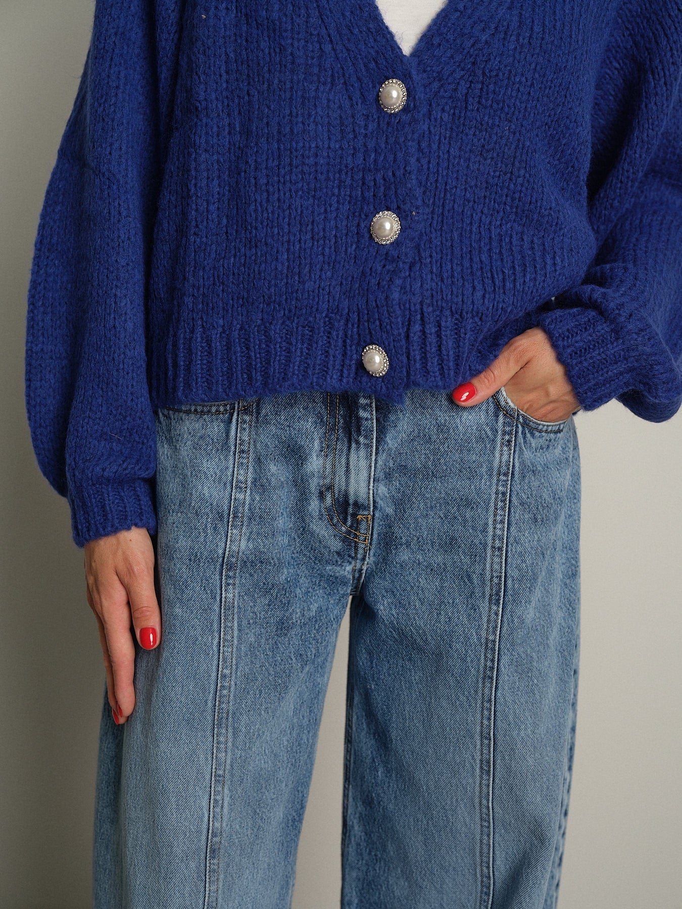 cardigan bottoni gioiello Blu haveone JIT-R027;cardigan bottoni gioiello Blu haveone JIT-R027 — foto 2;cardigan bottoni gioiello Blu haveone JIT-R027 — foto 3;cardigan bottoni gioiello Blu haveone JIT-R027 — foto 4;cardigan bottoni gioiello Blu haveone JIT-R027 — foto 5;cardigan bottoni gioiello Blu haveone JIT-R027 — foto 6;cardigan bottoni gioiello Blu haveone JIT-R027 — foto 7;cardigan bottoni gioiello Blu haveone JIT-R027 — foto 8