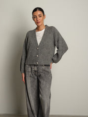 cardigan bottoni gioiello Grigio-perla haveone JIT-R027;cardigan bottoni gioiello Grigio-perla haveone JIT-R027 — foto 2;cardigan bottoni gioiello Grigio-perla haveone JIT-R027 — foto 3;cardigan bottoni gioiello Grigio-perla haveone JIT-R027 — foto 4;cardigan bottoni gioiello Grigio-perla haveone JIT-R027 — foto 5;cardigan bottoni gioiello Grigio-perla haveone JIT-R027 — foto 6;cardigan bottoni gioiello Grigio-perla haveone JIT-R027 — foto 7;cardigan bottoni gioiello Grigio-perla haveone JIT-R027 — foto 8