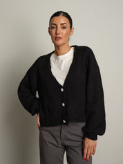 cardigan bottoni gioiello Nero haveone JIT-R027;cardigan bottoni gioiello Nero haveone JIT-R027 — foto 2;cardigan bottoni gioiello Nero haveone JIT-R027 — foto 3;cardigan bottoni gioiello Nero haveone JIT-R027 — foto 4;cardigan bottoni gioiello Nero haveone JIT-R027 — foto 5;cardigan bottoni gioiello Nero haveone JIT-R027 — foto 6;cardigan bottoni gioiello Nero haveone JIT-R027 — foto 7;cardigan bottoni gioiello Nero haveone JIT-R027 — foto 8