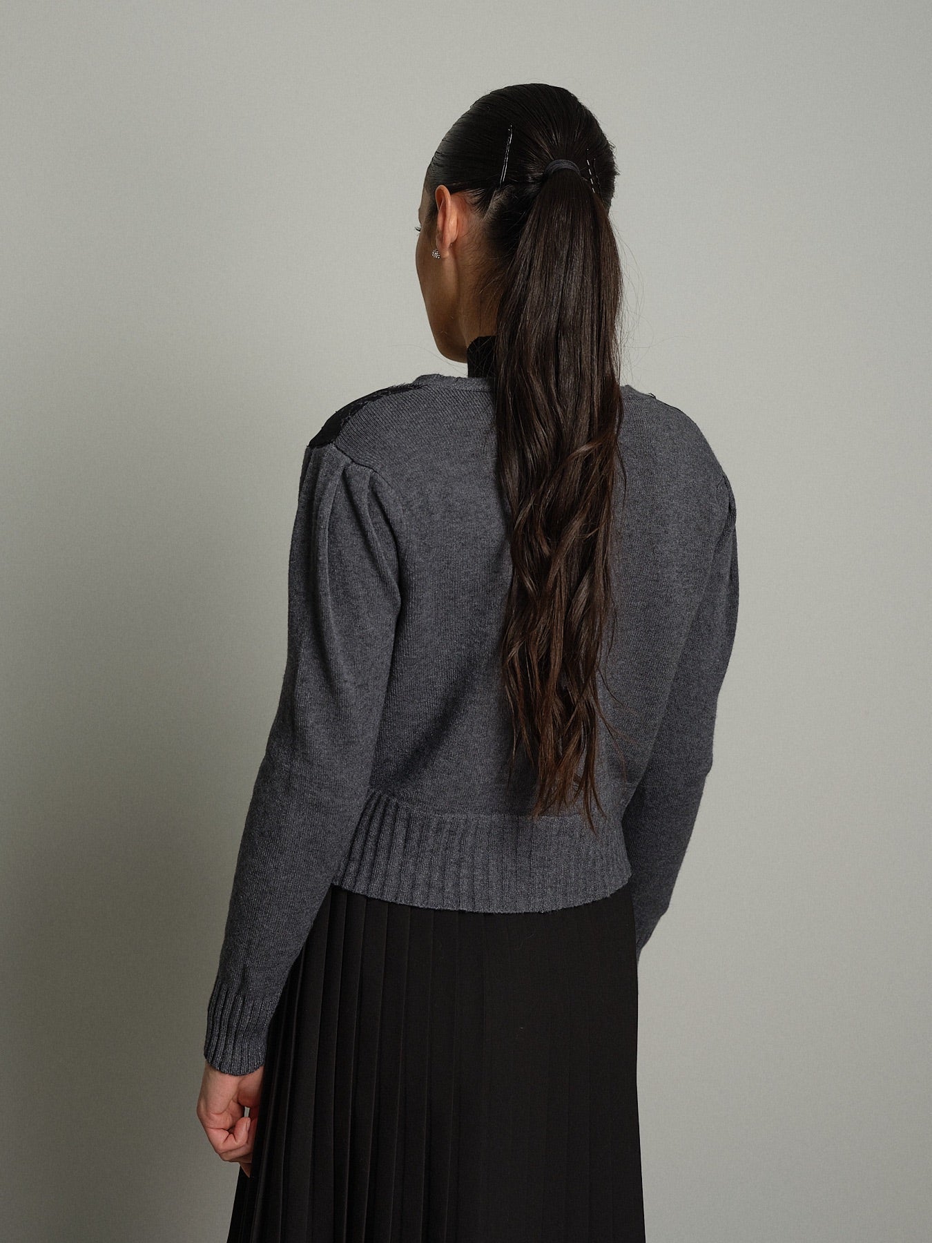 Cardigan ricamo pizzo Antracite Haveone JPH-R108;Cardigan ricamo pizzo Antracite Haveone JPH-R108 — foto 2;Cardigan ricamo pizzo Antracite Haveone JPH-R108 — foto 3;Cardigan ricamo pizzo Antracite Haveone JPH-R108 — foto 4