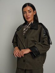 Giacca amelia Verde-militare Haveone JVS-R050;Giacca amelia Verde-militare Haveone JVS-R050 — foto 2;Giacca amelia Verde-militare Haveone JVS-R050 — foto 3;Giacca amelia Verde-militare Haveone JVS-R050 — foto 4;Giacca amelia Verde-militare Haveone JVS-R050 — foto 5;Giacca amelia Verde-militare Haveone JVS-R050 — foto 6;Giacca amelia Verde-militare Haveone JVS-R050 — foto 7;Giacca amelia Verde-militare Haveone JVS-R050 — foto 8
