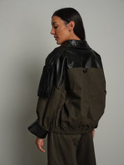Giacca amelia Verde-militare Haveone JVS-R050;Giacca amelia Verde-militare Haveone JVS-R050 — foto 2;Giacca amelia Verde-militare Haveone JVS-R050 — foto 3;Giacca amelia Verde-militare Haveone JVS-R050 — foto 4;Giacca amelia Verde-militare Haveone JVS-R050 — foto 5;Giacca amelia Verde-militare Haveone JVS-R050 — foto 6;Giacca amelia Verde-militare Haveone JVS-R050 — foto 7;Giacca amelia Verde-militare Haveone JVS-R050 — foto 8