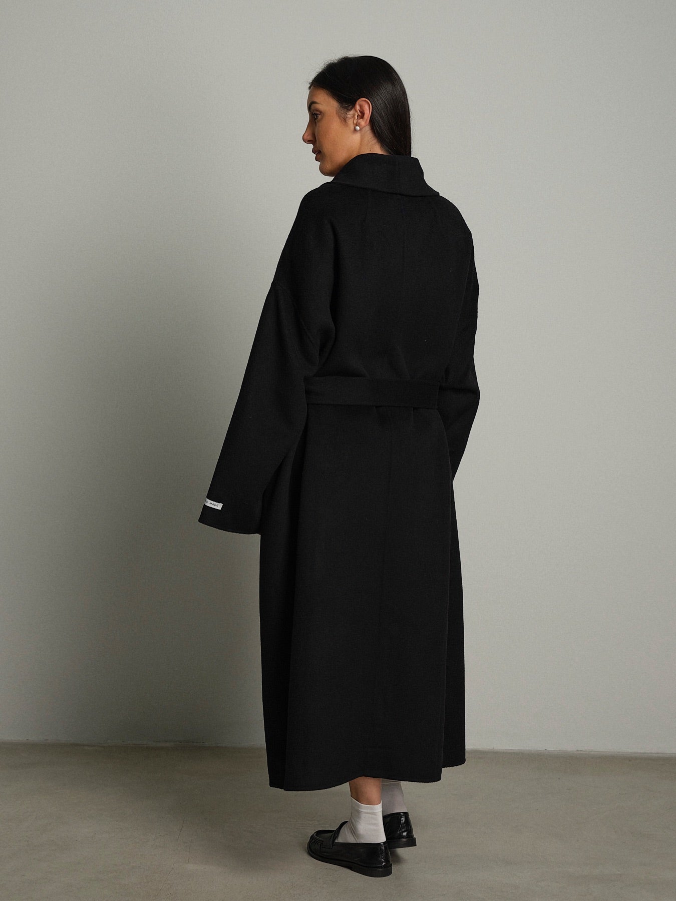 Cappotto over cintura Nero Haveone KID-R002;Cappotto over cintura Nero Haveone KID-R002 — foto 2;Cappotto over cintura Nero Haveone KID-R002 — foto 3;Cappotto over cintura Nero Haveone KID-R002 — foto 4