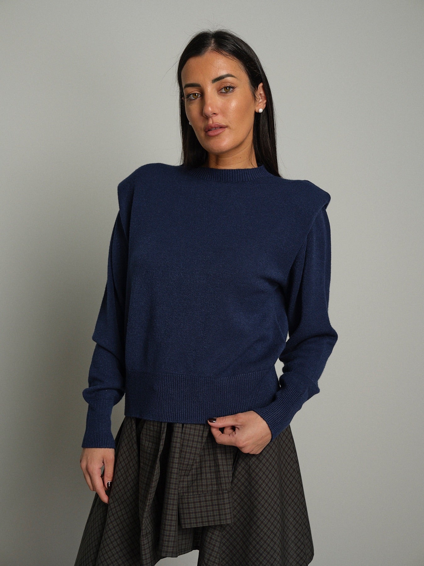 Pullover girocollo spalline Blu-notte Haveone MAZ-R214;Pullover girocollo spalline Blu-notte Haveone MAZ-R214 — foto 2;Pullover girocollo spalline Blu-notte Haveone MAZ-R214 — foto 3;Pullover girocollo spalline Blu-notte Haveone MAZ-R214 — foto 4
