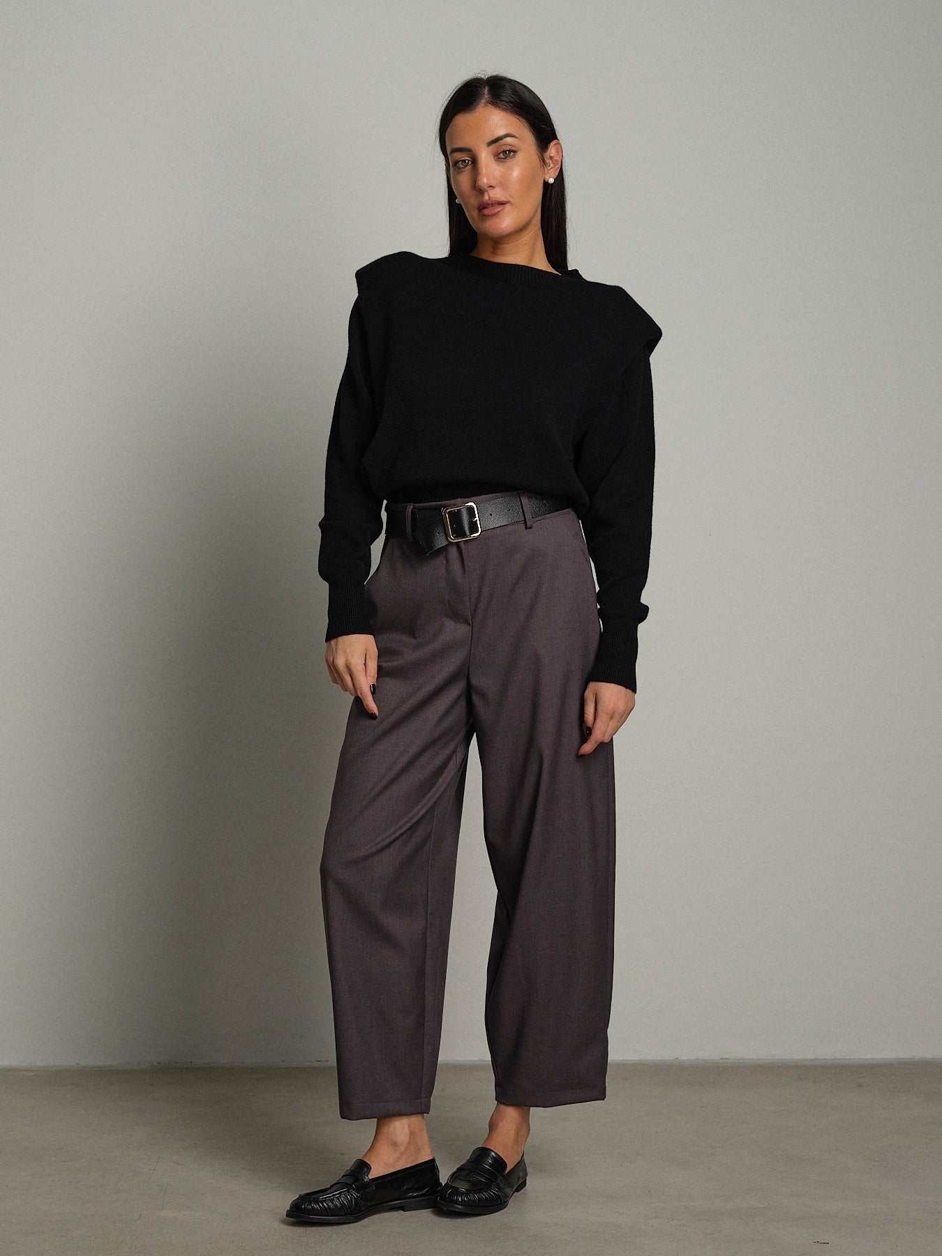 Pullover girocollo spalline Nero Haveone MAZ-R214;Pullover girocollo spalline Nero Haveone MAZ-R214 — foto 2;Pullover girocollo spalline Nero Haveone MAZ-R214 — foto 3