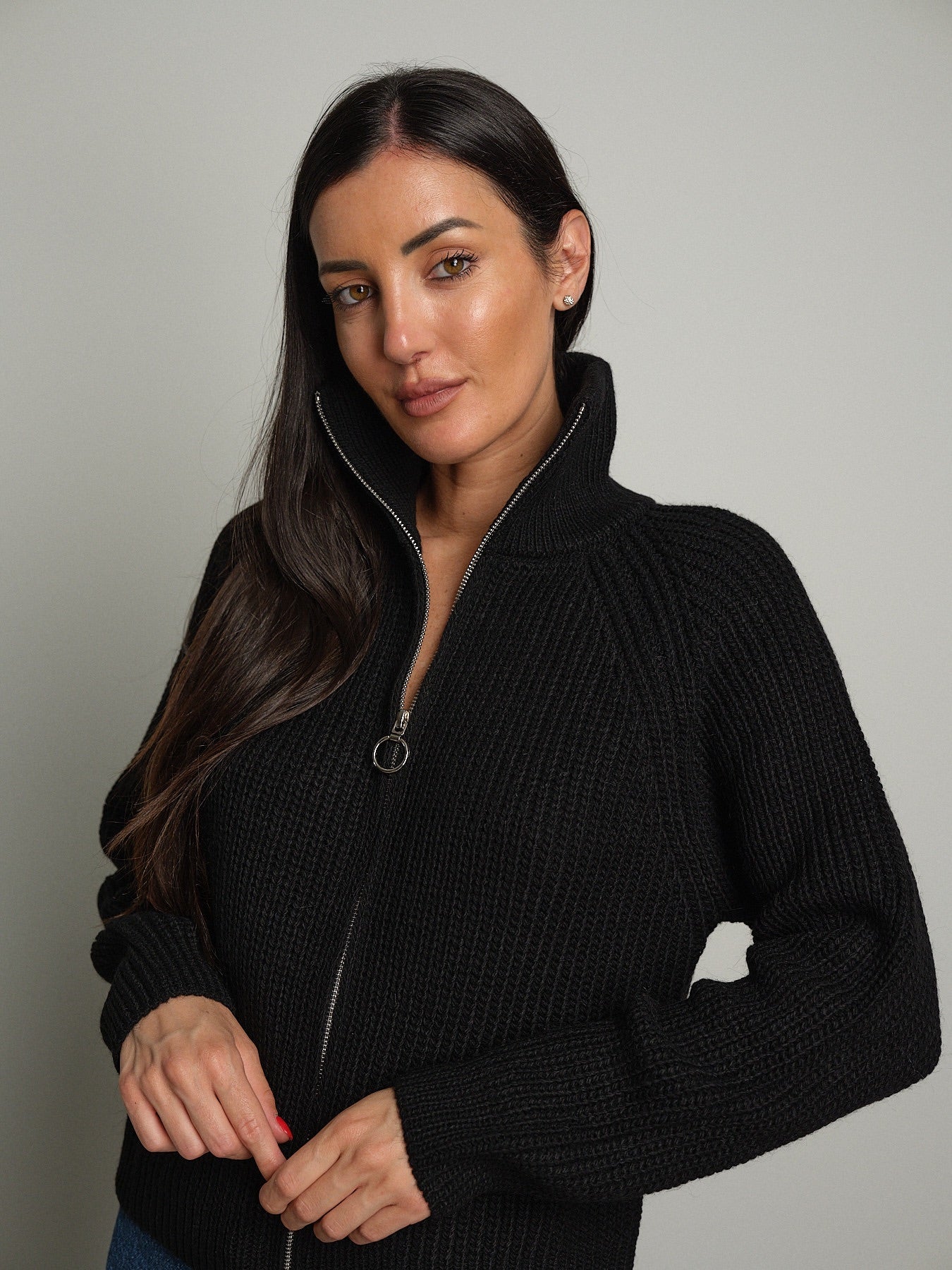Cardigan zip Nero Haveone MHO-R055;Cardigan zip Nero Haveone MHO-R055 — foto 2;Cardigan zip Nero Haveone MHO-R055 — foto 3;Cardigan zip Nero Haveone MHO-R055 — foto 4;Cardigan zip Nero Haveone MHO-R055 — foto 5