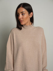 Abito in maglia collo cratere Beige Haveone MMG-R053;Abito in maglia collo cratere Beige Haveone MMG-R053 — foto 2;Abito in maglia collo cratere Beige Haveone MMG-R053 — foto 3;Abito in maglia collo cratere Beige Haveone MMG-R053 — foto 4;Abito in maglia collo cratere Beige Haveone MMG-R053 — foto 5;Abito in maglia collo cratere Beige Haveone MMG-R053 — foto 6