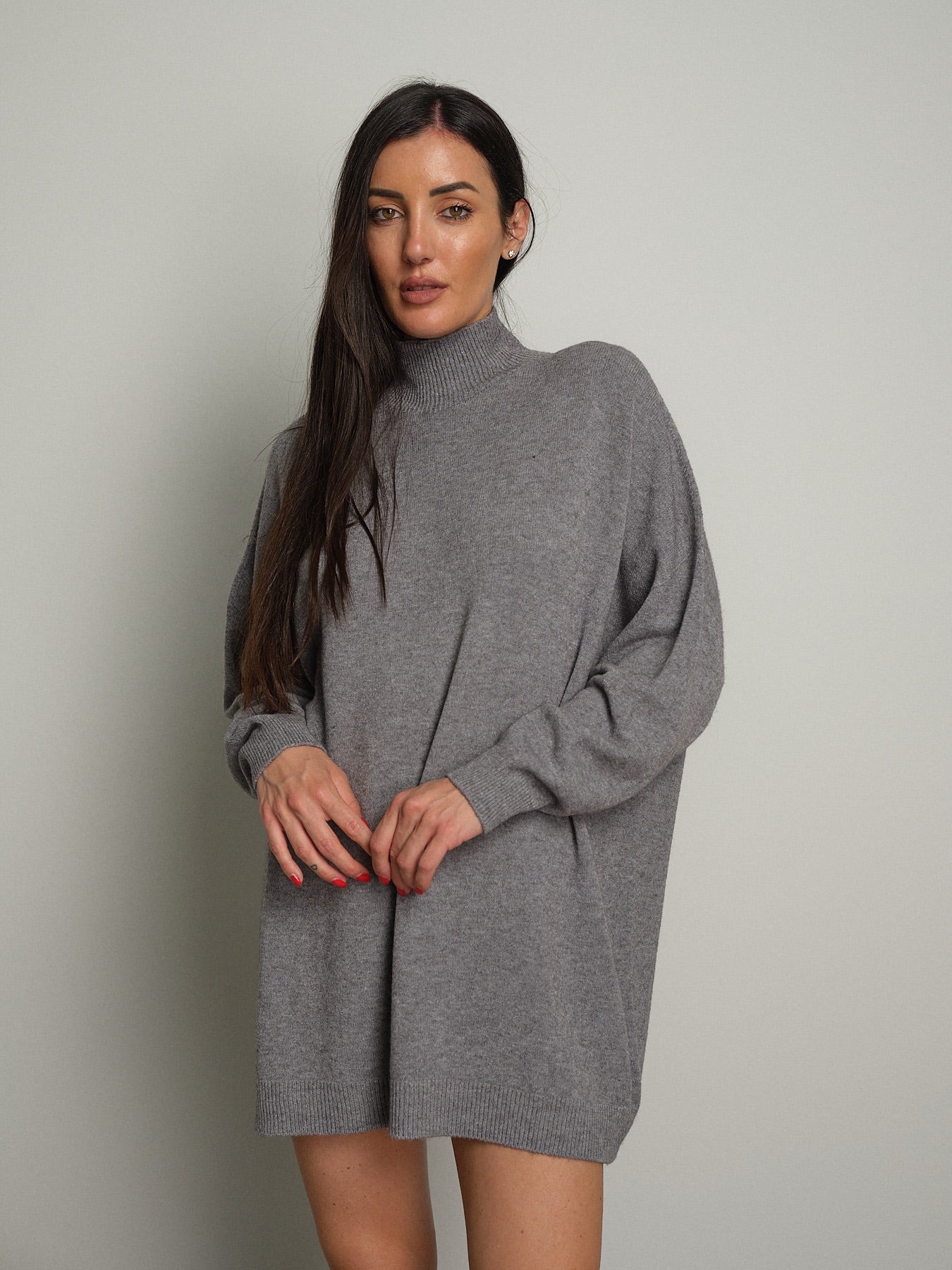 Abito in maglia collo cratere Grigio Haveone MMG-R053;Abito in maglia collo cratere Grigio Haveone MMG-R053 — foto 2;Abito in maglia collo cratere Grigio Haveone MMG-R053 — foto 3;Abito in maglia collo cratere Grigio Haveone MMG-R053 — foto 4;Abito in maglia collo cratere Grigio Haveone MMG-R053 — foto 5;Abito in maglia collo cratere Grigio Haveone MMG-R053 — foto 6