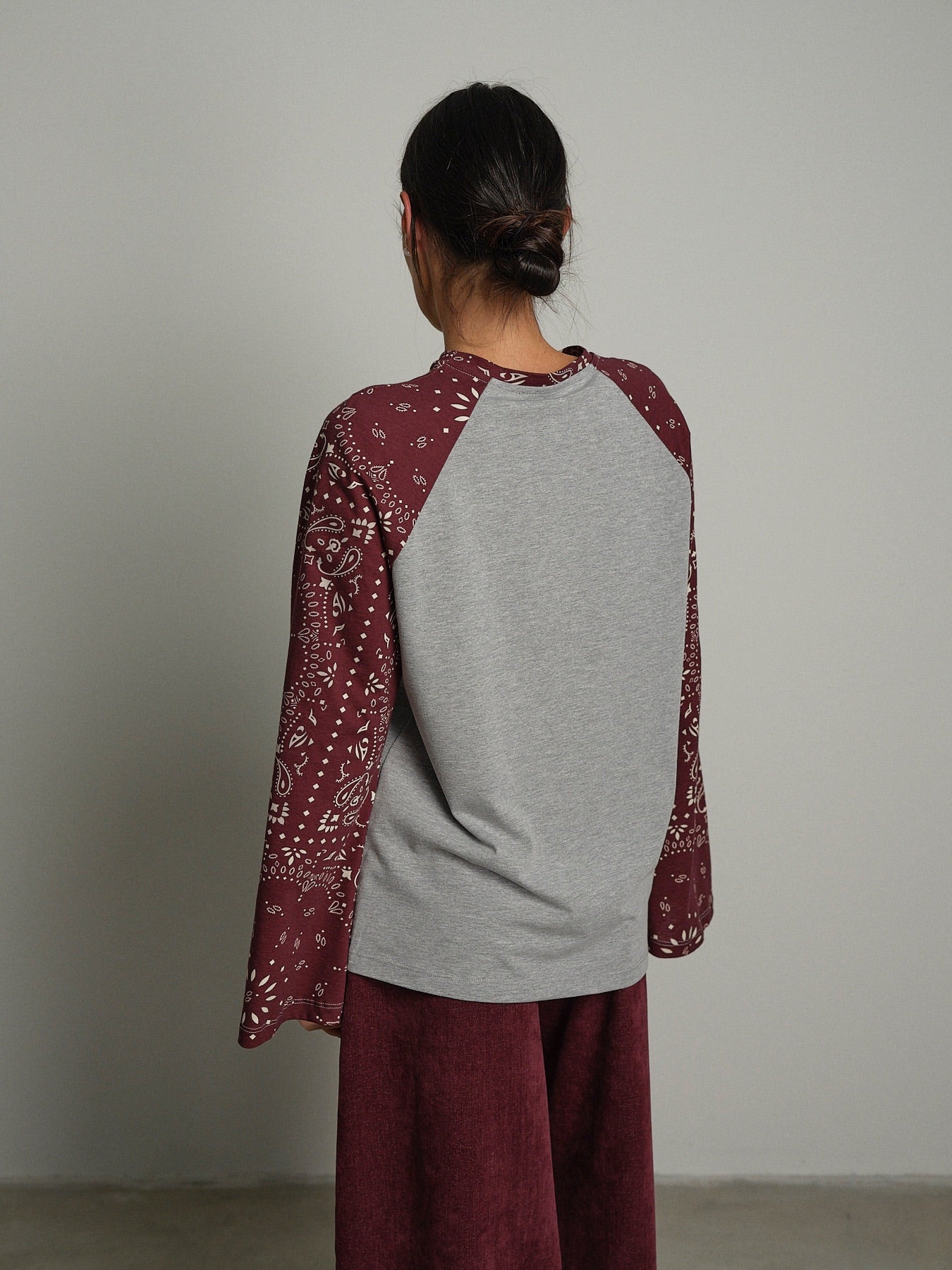 Maglia manica bandana Bordeaux Haveone MVS-R251;Maglia manica bandana Bordeaux Haveone MVS-R251 — foto 2;Maglia manica bandana Bordeaux Haveone MVS-R251 — foto 3;Maglia manica bandana Bordeaux Haveone MVS-R251 — foto 4