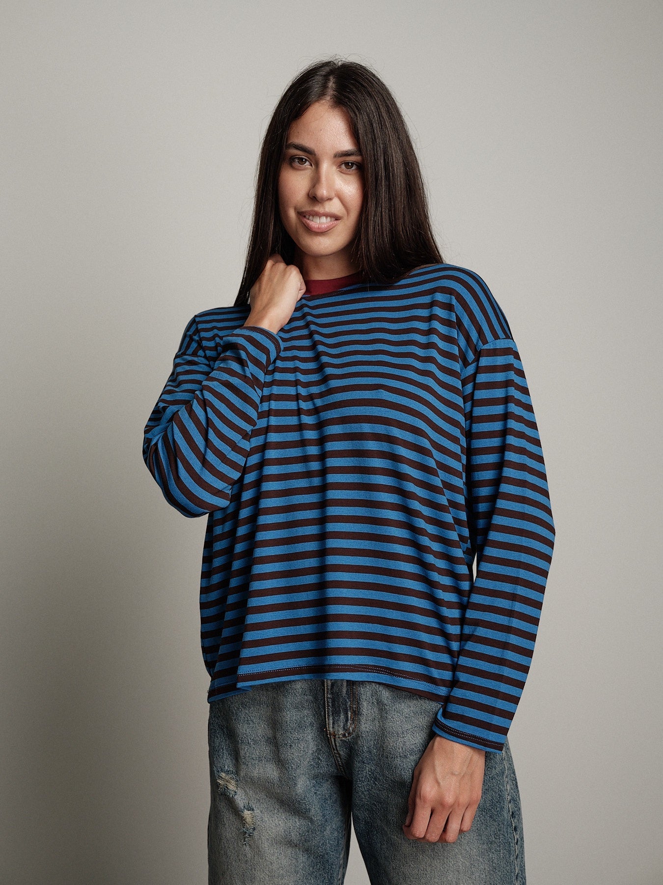 Maglia righe girocollo orlo contrasto Blu Haveone MXT-R190;Maglia righe girocollo orlo contrasto Blu Haveone MXT-R190 — foto 2;Maglia righe girocollo orlo contrasto Blu Haveone MXT-R190 — foto 3