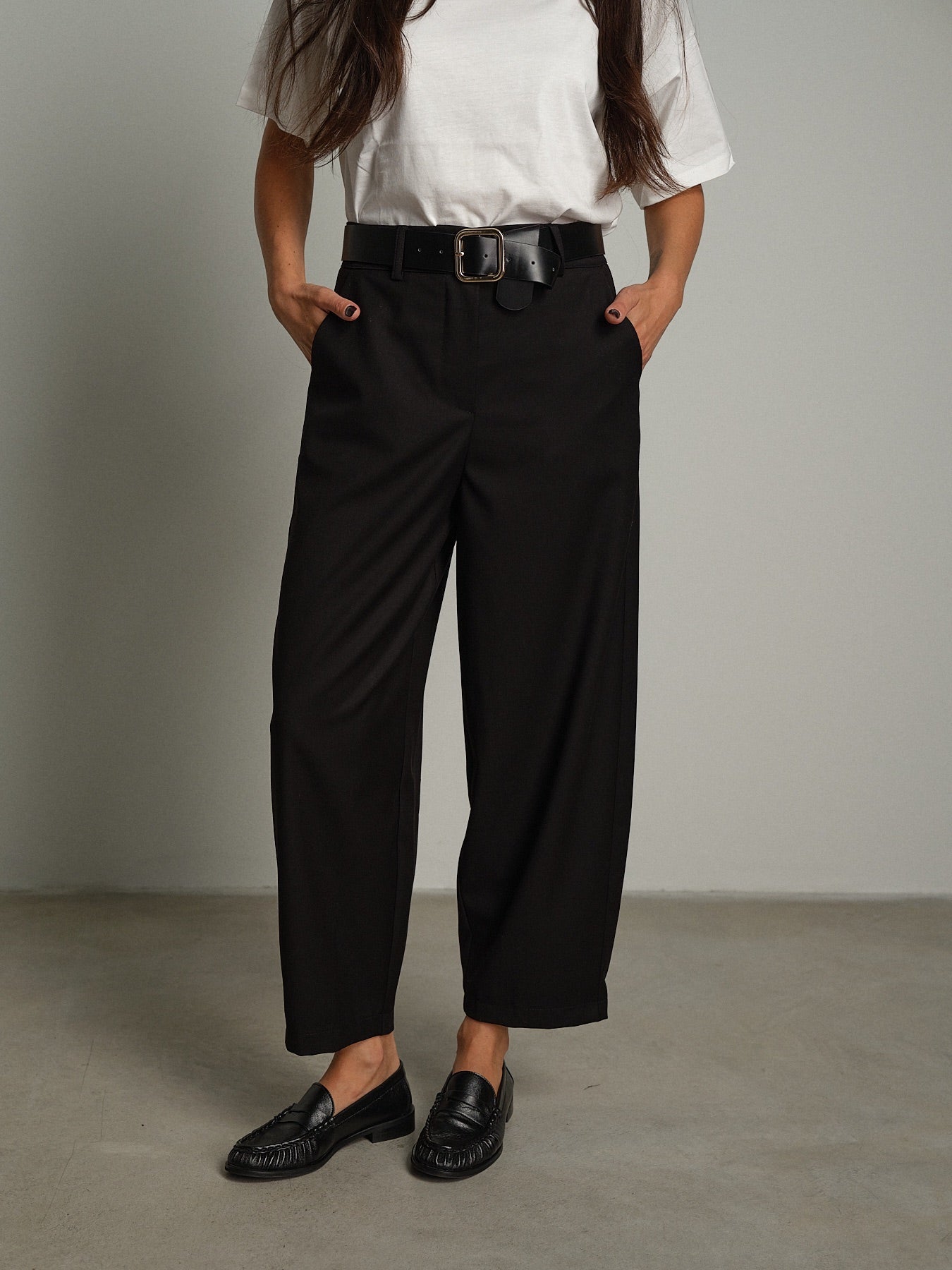 pantalone balloon cintura Nero Haveone PIA-R295;pantalone balloon cintura Nero Haveone PIA-R295 — foto 2;pantalone balloon cintura Nero Haveone PIA-R295 — foto 3;pantalone balloon cintura Nero Haveone PIA-R295 — foto 4;pantalone balloon cintura Nero Haveone PIA-R295 — foto 5