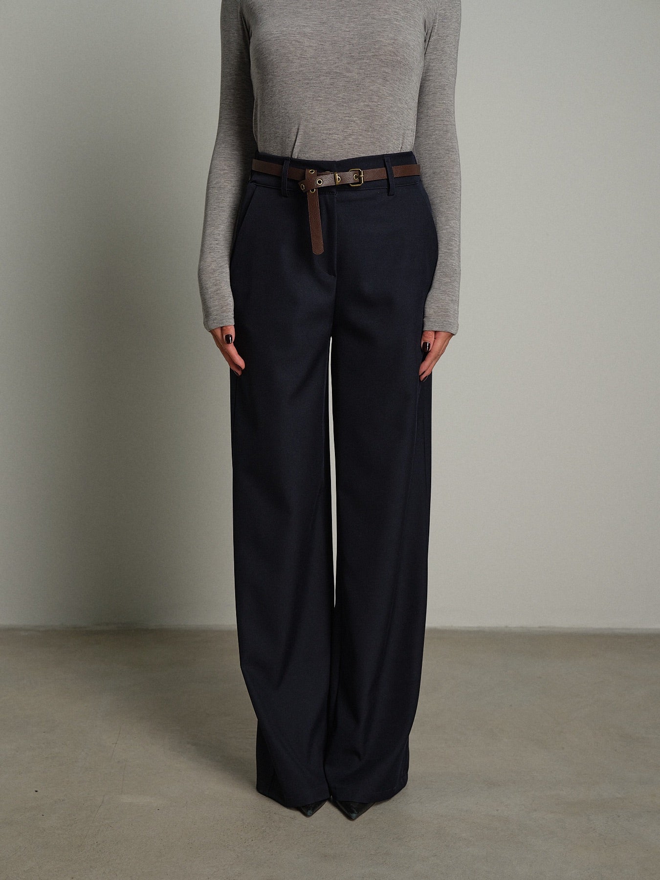 Pantalone palazzo "da avere" Blu-notte Haveone PIA-R298;Pantalone palazzo "da avere" Blu-notte Haveone PIA-R298 — foto 2;Pantalone palazzo "da avere" Blu-notte Haveone PIA-R298 — foto 3;Pantalone palazzo "da avere" Blu-notte Haveone PIA-R298 — foto 4;Pantalone palazzo "da avere" Blu-notte Haveone PIA-R298 — foto 5;Pantalone palazzo "da avere" Blu-notte Haveone PIA-R298 — foto 6