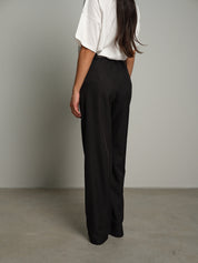 Pantalone palazzo "da avere" Nero Haveone PIA-R298;Pantalone palazzo "da avere" Nero Haveone PIA-R298 — foto 2;Pantalone palazzo "da avere" Nero Haveone PIA-R298 — foto 3;Pantalone palazzo "da avere" Nero Haveone PIA-R298 — foto 4;Pantalone palazzo "da avere" Nero Haveone PIA-R298 — foto 5;Pantalone palazzo "da avere" Nero Haveone PIA-R298 — foto 6;Pantalone palazzo "da avere" Nero Haveone PIA-R298 — foto 7