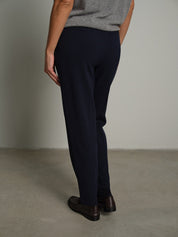 Pantalone slim agata Blu-notte Haveone PIA-R321;Pantalone slim agata Blu-notte Haveone PIA-R321 — foto 2;Pantalone slim agata Blu-notte Haveone PIA-R321 — foto 3;Pantalone slim agata Blu-notte Haveone PIA-R321 — foto 4;Pantalone slim agata Blu-notte Haveone PIA-R321 — foto 5