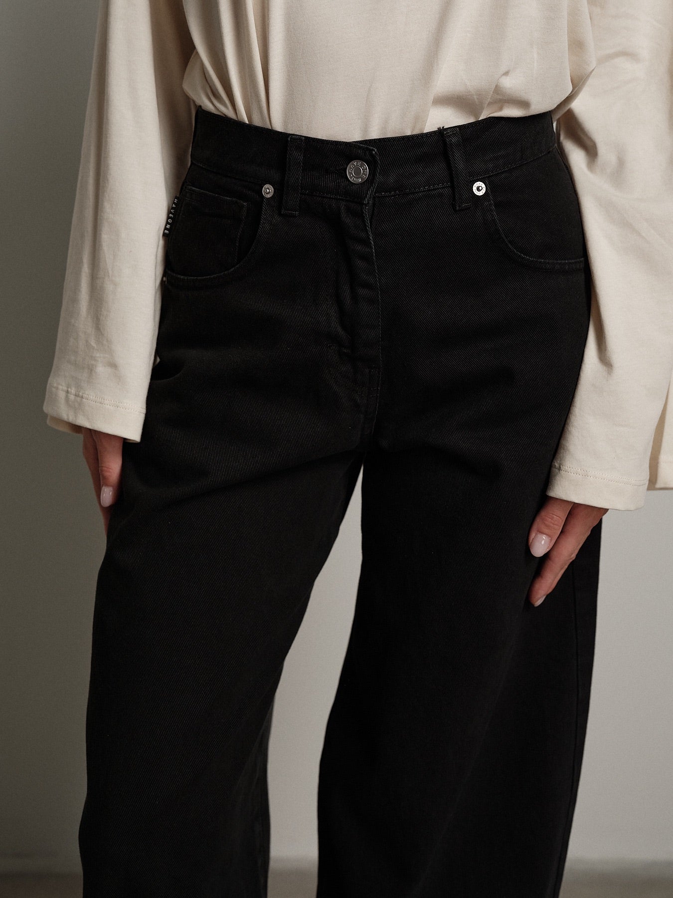 Jeans bella tinto capo Nero Haveone PLS-R153;Jeans bella tinto capo Nero Haveone PLS-R153 — foto 2;Jeans bella tinto capo Nero Haveone PLS-R153 — foto 3;Jeans bella tinto capo Nero Haveone PLS-R153 — foto 4;Jeans bella tinto capo Nero Haveone PLS-R153 — foto 5