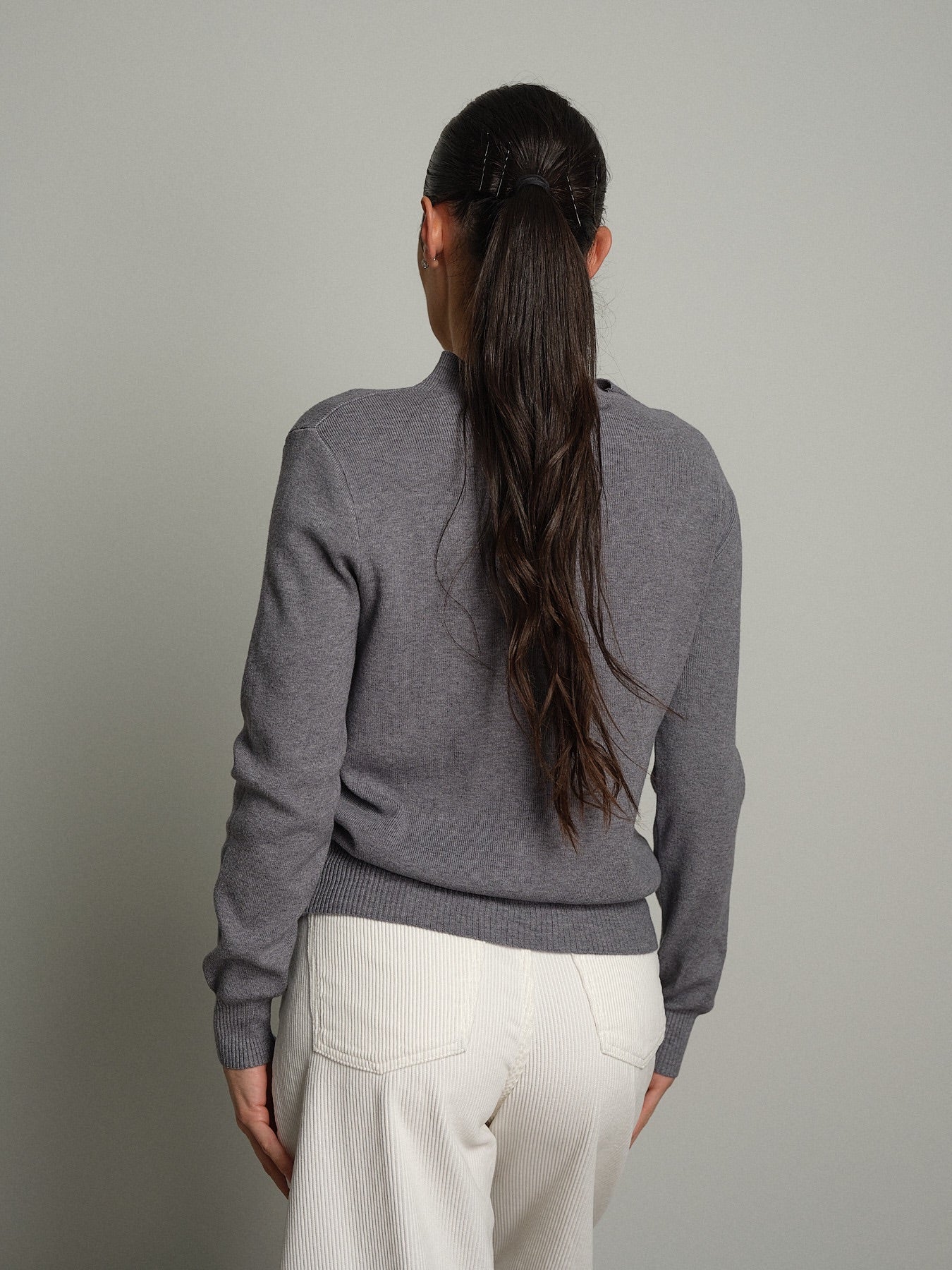 Pullover bottoni perla Grigio Haveone PMH-R267;Pullover bottoni perla Grigio Haveone PMH-R267 — foto 2;Pullover bottoni perla Grigio Haveone PMH-R267 — foto 3