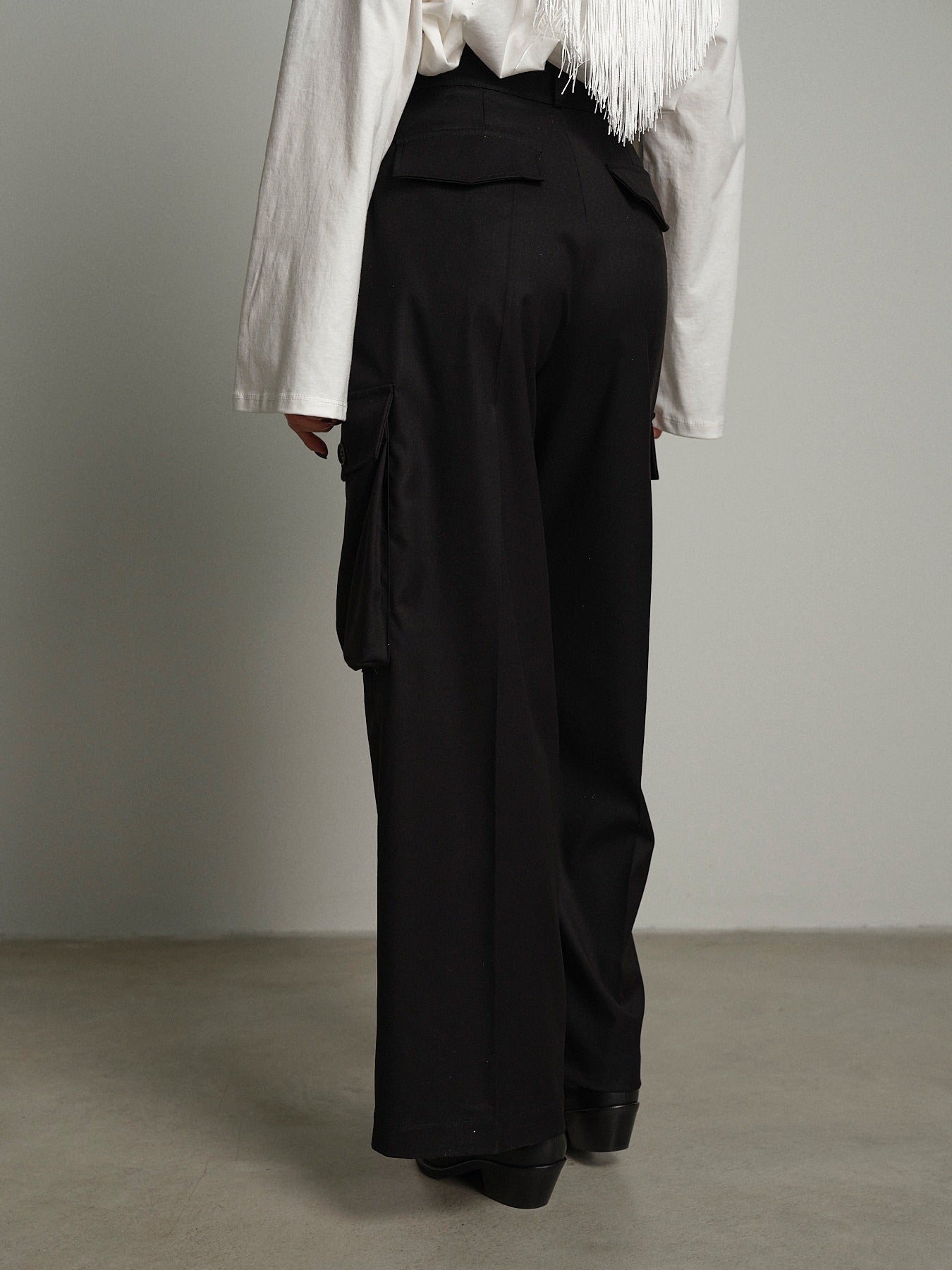 Pantalone cargo bottoni Nero Haveone PNO-R300;Pantalone cargo bottoni Nero Haveone PNO-R300 — foto 2;Pantalone cargo bottoni Nero Haveone PNO-R300 — foto 3;Pantalone cargo bottoni Nero Haveone PNO-R300 — foto 4;Pantalone cargo bottoni Nero Haveone PNO-R300 — foto 5