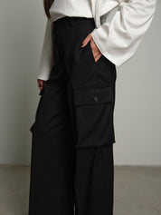 Pantalone cargo bottoni Nero Haveone PNO-R300;Pantalone cargo bottoni Nero Haveone PNO-R300 — foto 2;Pantalone cargo bottoni Nero Haveone PNO-R300 — foto 3;Pantalone cargo bottoni Nero Haveone PNO-R300 — foto 4;Pantalone cargo bottoni Nero Haveone PNO-R300 — foto 5