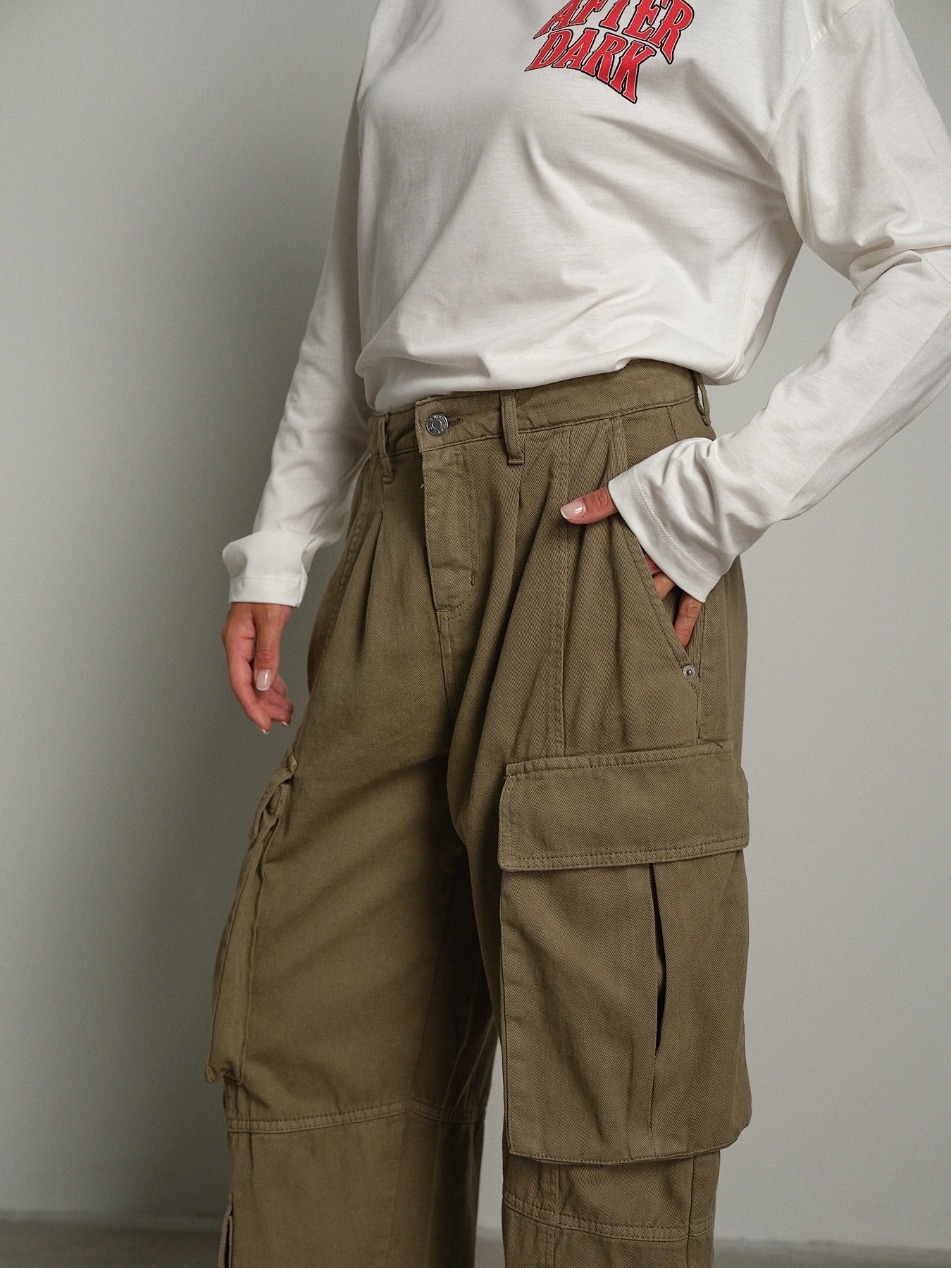 PAntalone cargo doppia tasca Verde-militare Haveone PSB-R262;PAntalone cargo doppia tasca Verde-militare Haveone PSB-R262 — foto 2;PAntalone cargo doppia tasca Verde-militare Haveone PSB-R262 — foto 3;PAntalone cargo doppia tasca Verde-militare Haveone PSB-R262 — foto 4;PAntalone cargo doppia tasca Verde-militare Haveone PSB-R262 — foto 5