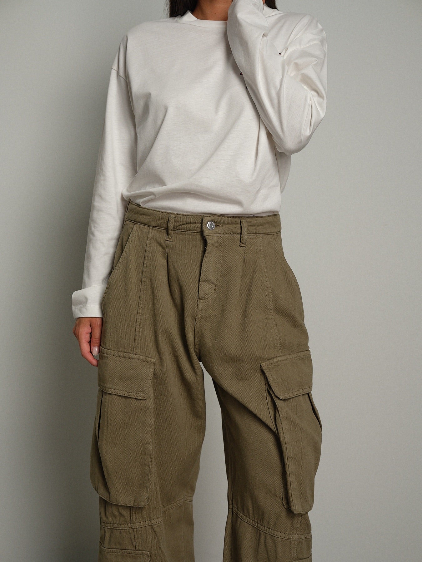 PAntalone cargo doppia tasca Verde-militare Haveone PSB-R262;PAntalone cargo doppia tasca Verde-militare Haveone PSB-R262 — foto 2;PAntalone cargo doppia tasca Verde-militare Haveone PSB-R262 — foto 3;PAntalone cargo doppia tasca Verde-militare Haveone PSB-R262 — foto 4;PAntalone cargo doppia tasca Verde-militare Haveone PSB-R262 — foto 5
