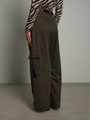 Pantalone amelia Verde-militare Haveone PVS-R230;Pantalone amelia Verde-militare Haveone PVS-R230 — foto 2;Pantalone amelia Verde-militare Haveone PVS-R230 — foto 3;Pantalone amelia Verde-militare Haveone PVS-R230 — foto 4;Pantalone amelia Verde-militare Haveone PVS-R230 — foto 5;Pantalone amelia Verde-militare Haveone PVS-R230 — foto 6;Pantalone amelia Verde-militare Haveone PVS-R230 — foto 7;Pantalone amelia Verde-militare Haveone PVS-R230 — foto 8;Pantalone amelia Verde-militare Haveone PVS-R230 — foto 9
