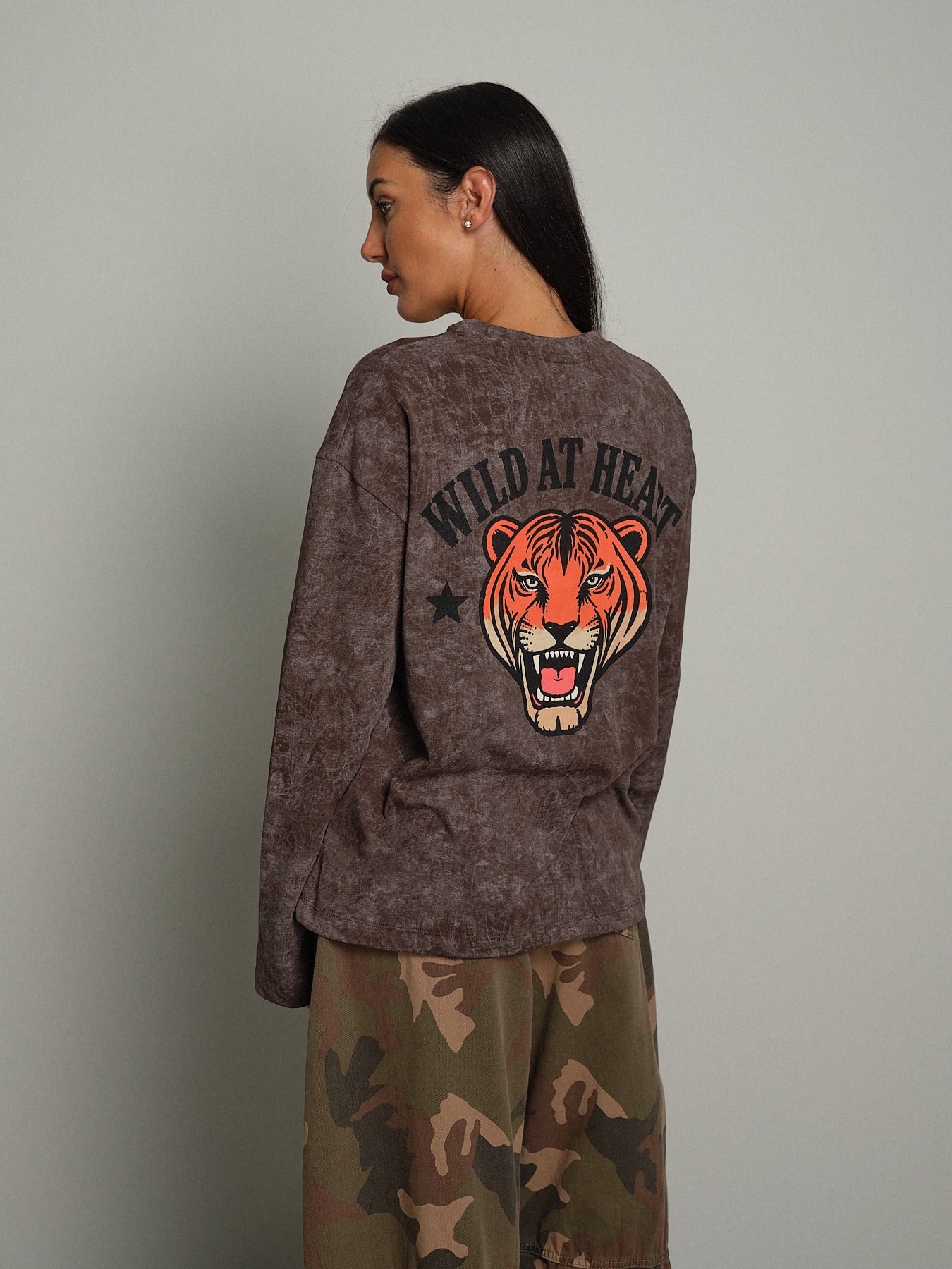 T-shirt wild at heart Moro Haveone TDY-R030;T-shirt wild at heart Moro Haveone TDY-R030 — foto 2;T-shirt wild at heart Moro Haveone TDY-R030 — foto 3;T-shirt wild at heart Moro Haveone TDY-R030 — foto 4