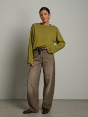 Maglia trapezio spalle imbottite Verde-oliva Haveone TXT-R044;Maglia trapezio spalle imbottite Verde-oliva Haveone TXT-R044 — foto 2;Maglia trapezio spalle imbottite Verde-oliva Haveone TXT-R044 — foto 3