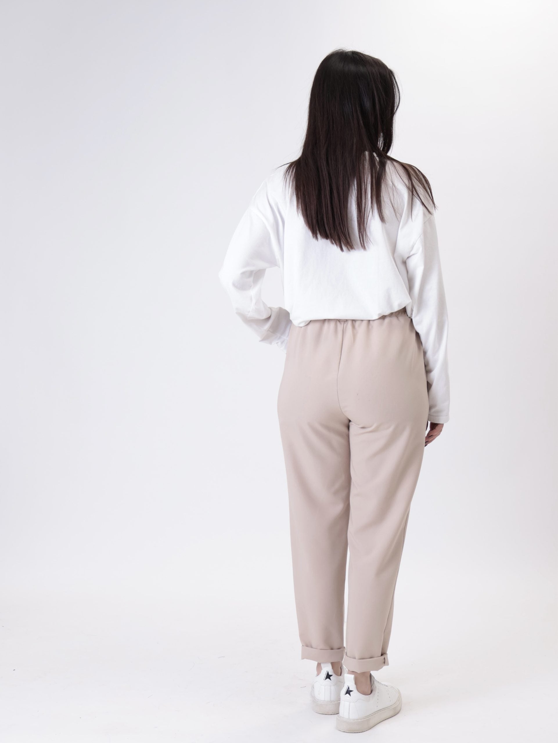 Elasticated beige cigarette trousers