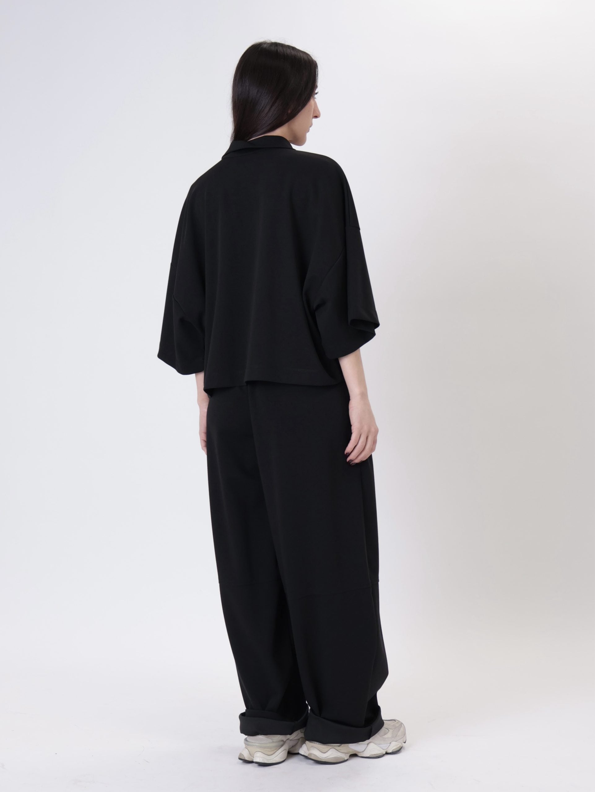 Black agate sweatshirt