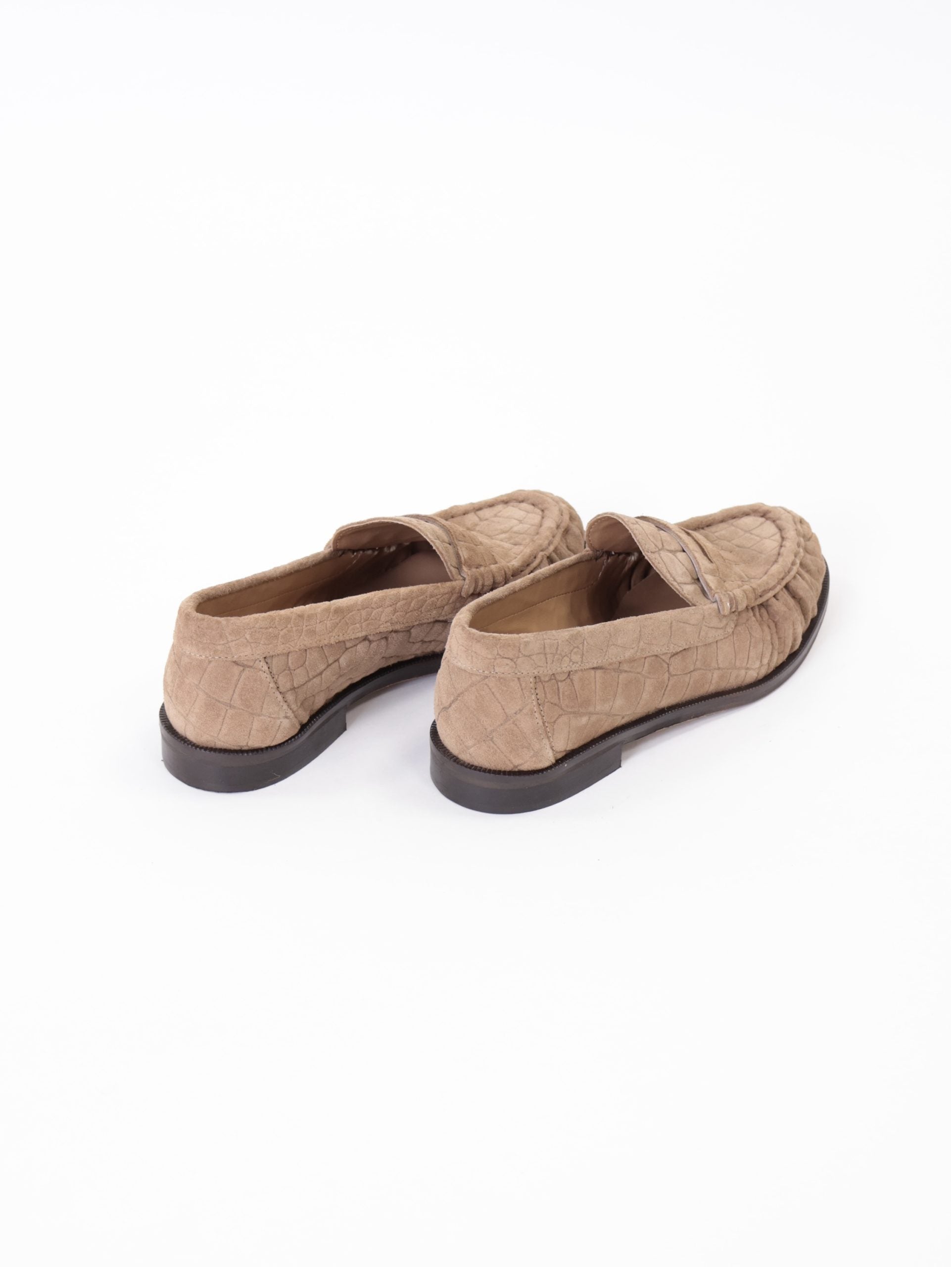 Honey crocodile loafer
