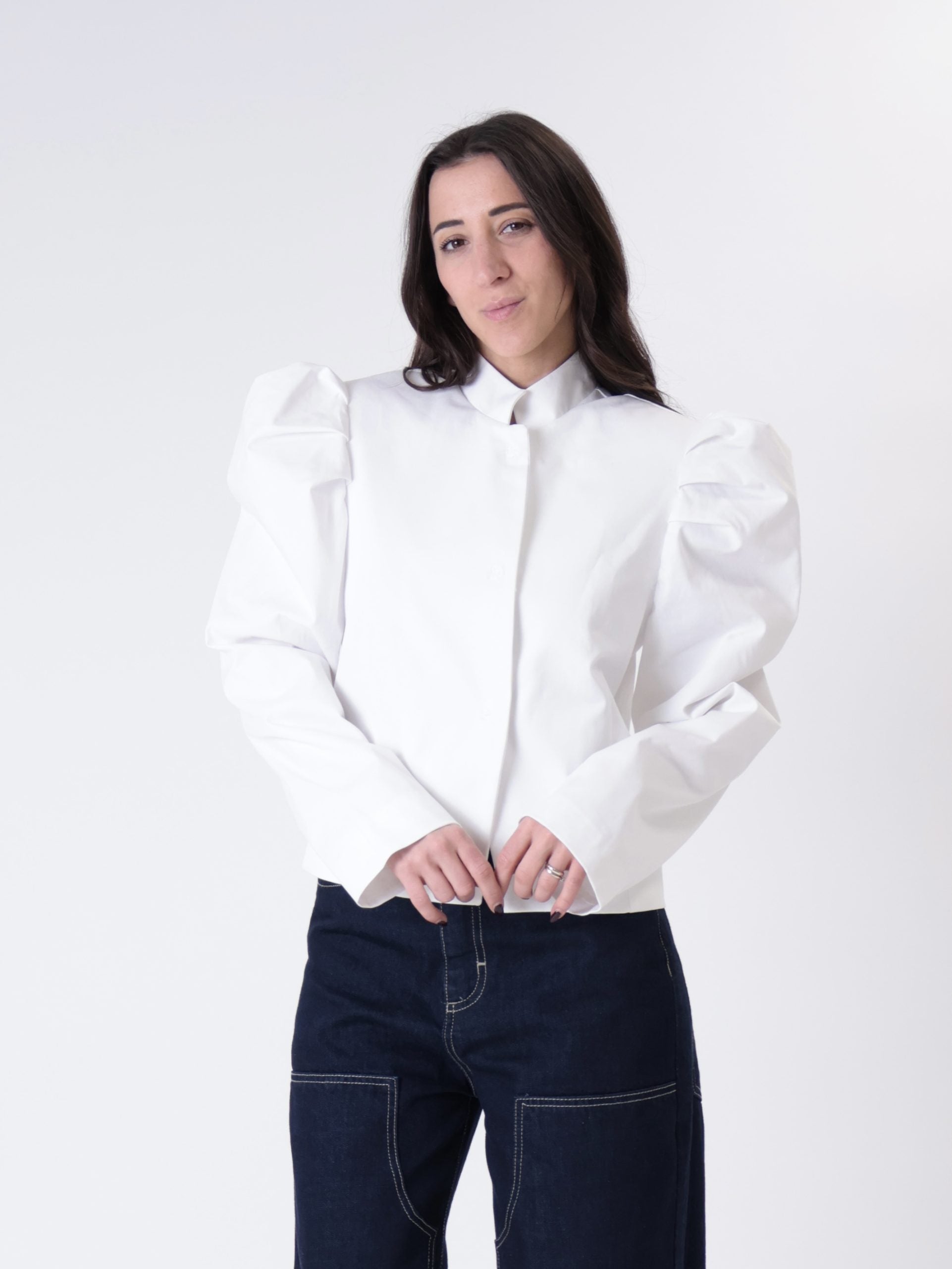 White puff sleeve jacket