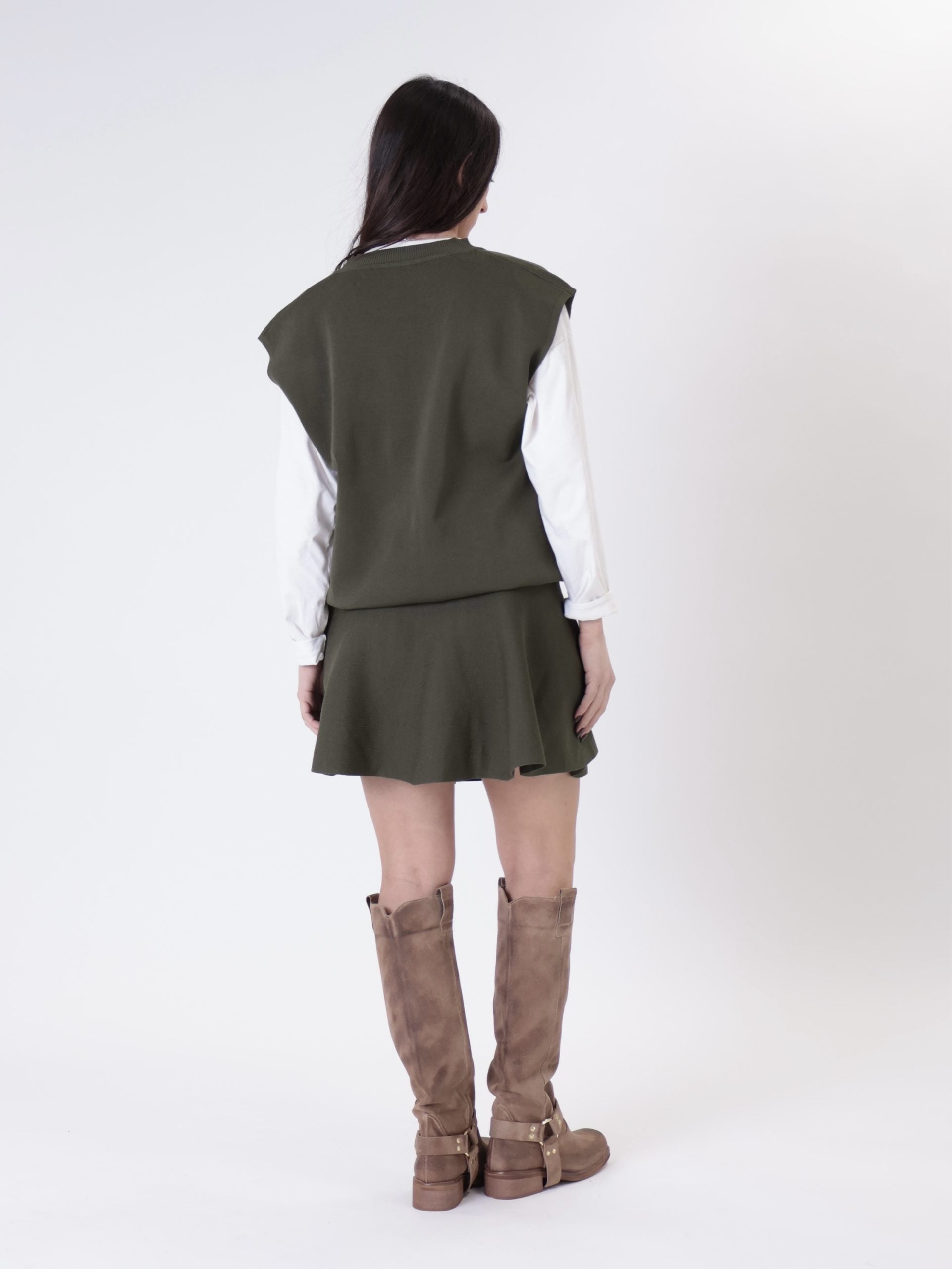Silvia complete vest + military skirt
