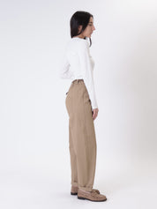 Cotton camel belt trousers