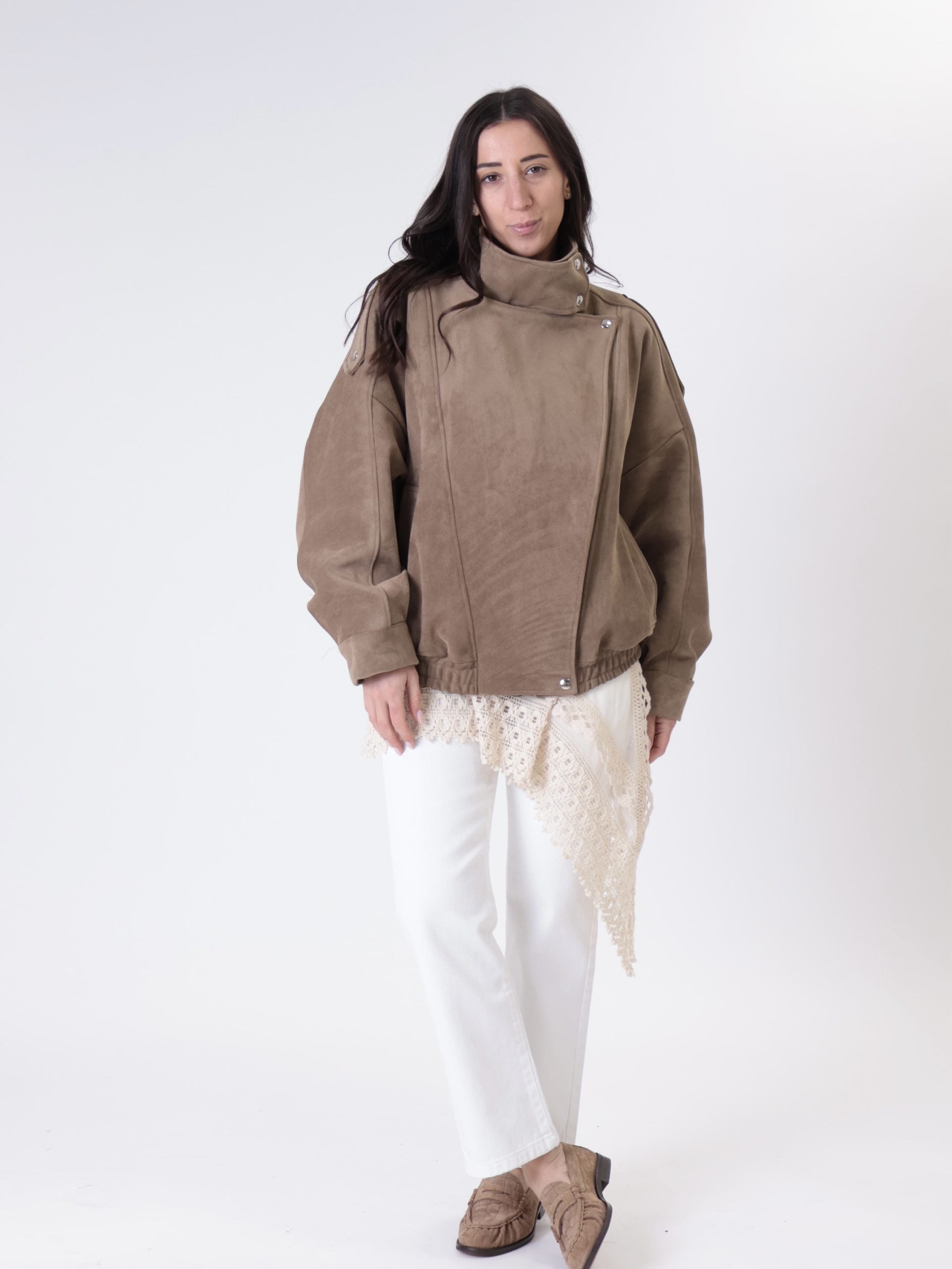 Sand suede bomber