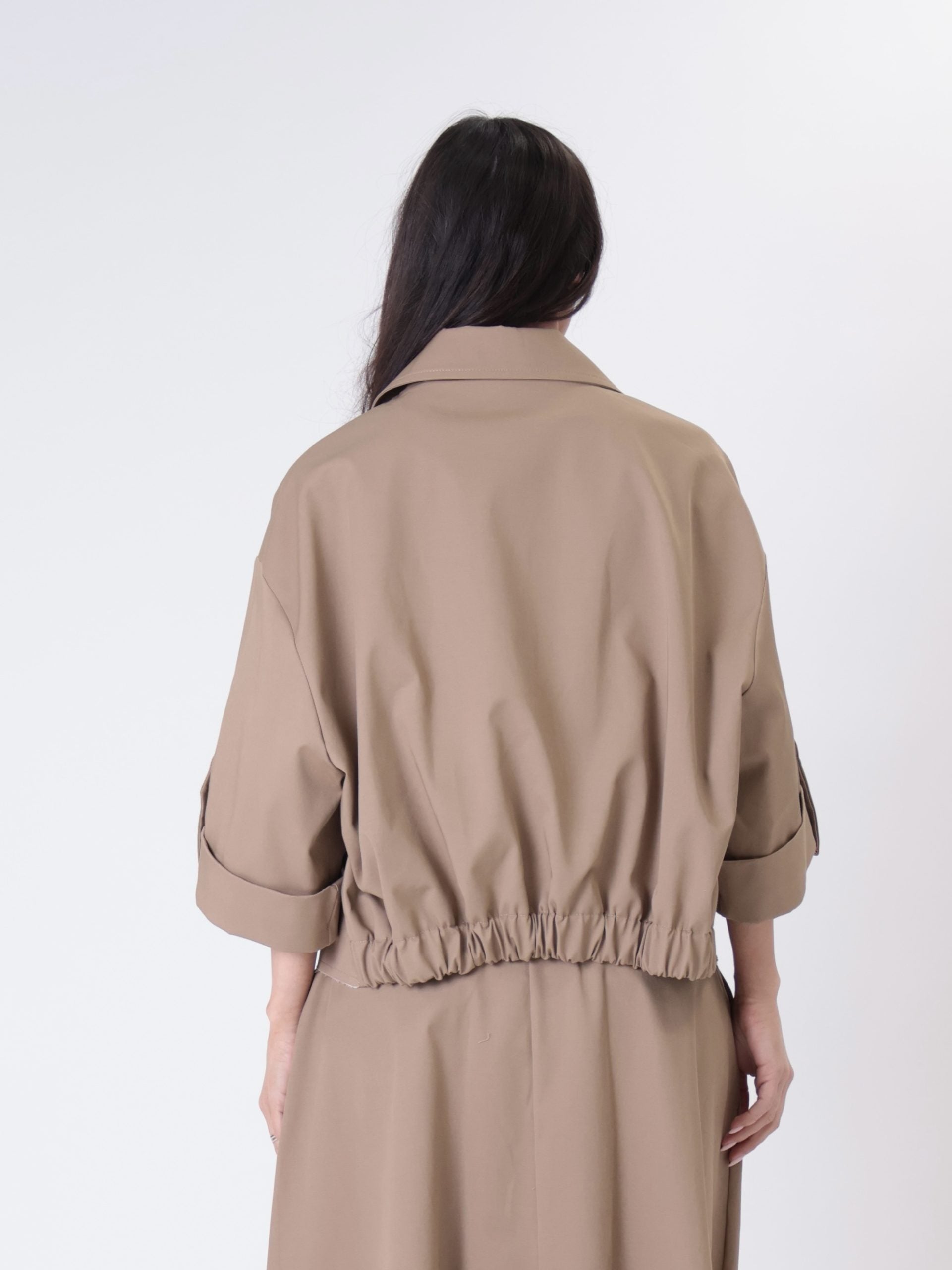 Trench Maia m/corta biscotto