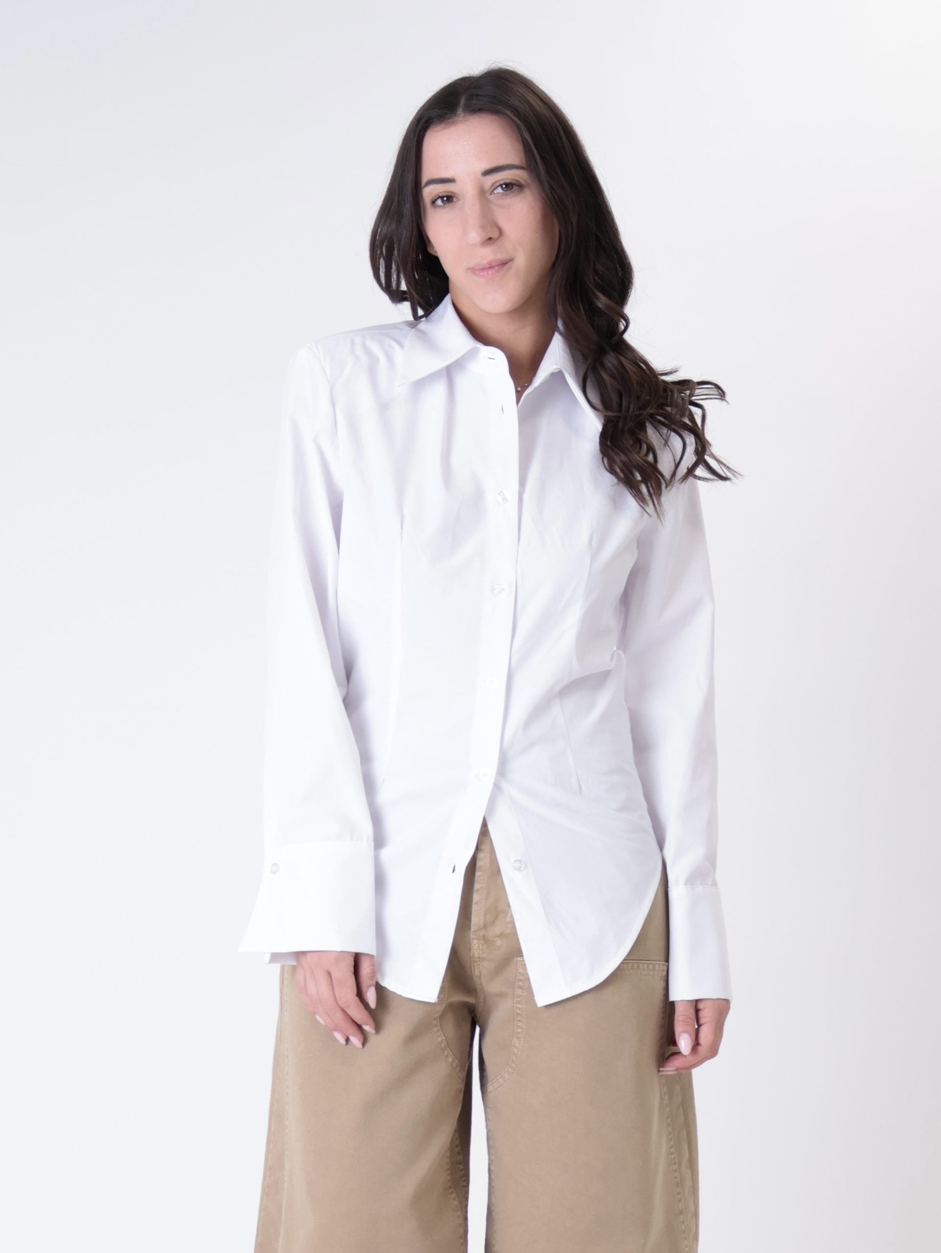 Fitted shirt with padded shoulders white