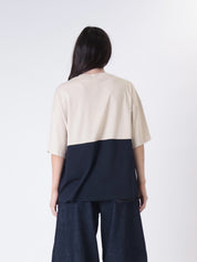 T-shirt Lory bottoni beige/blu
