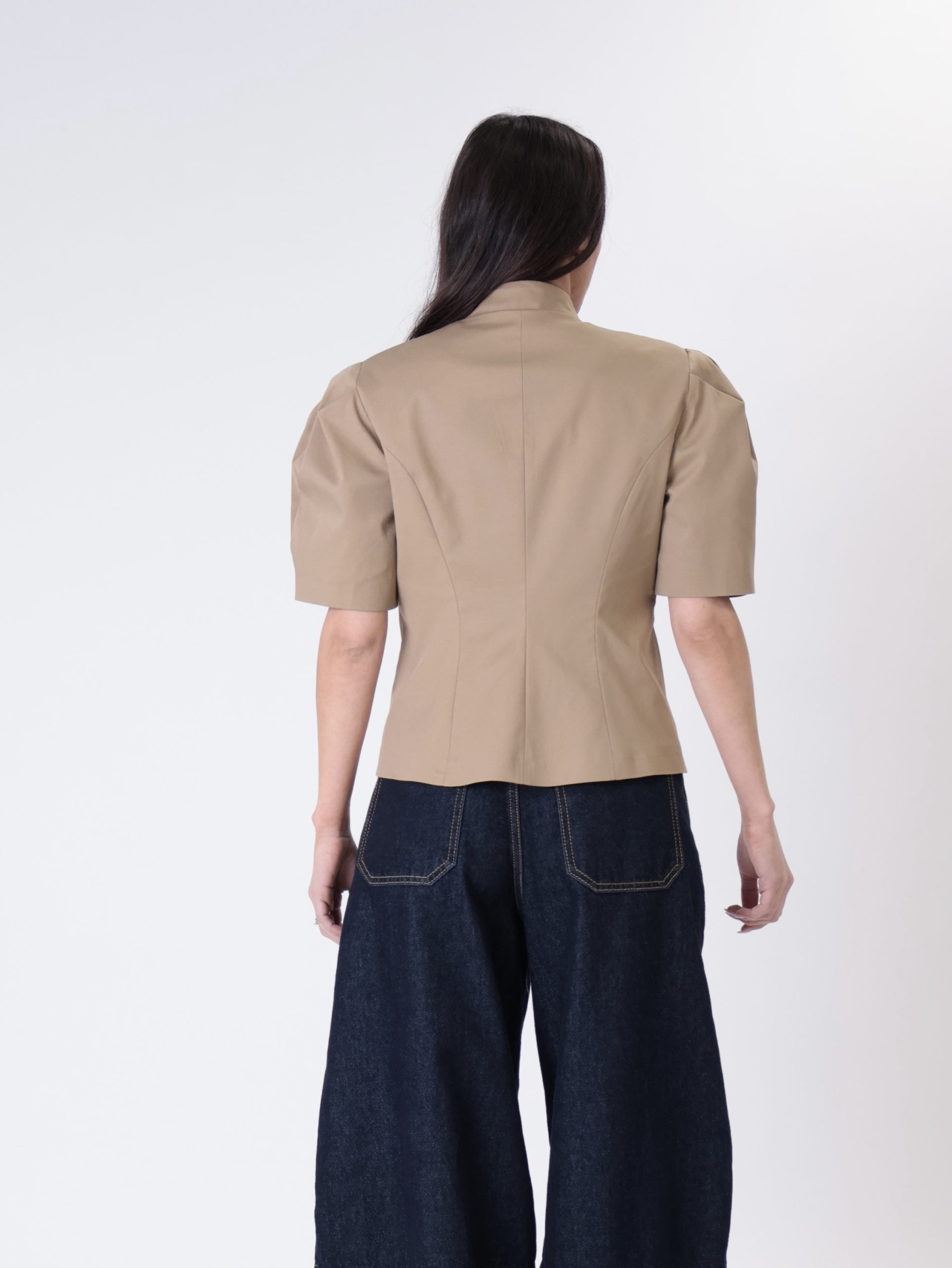 Puff sleeve beige jacket