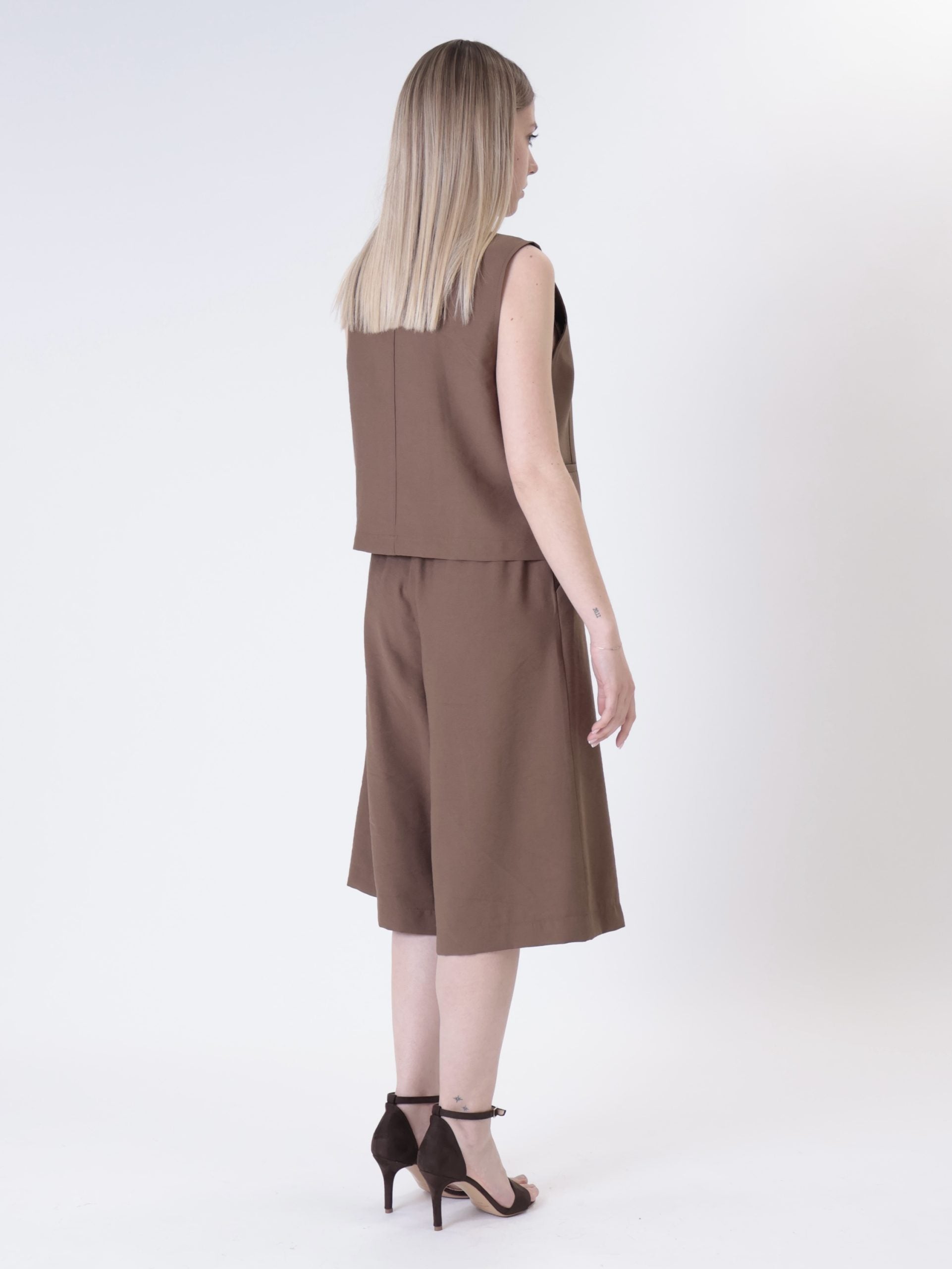 Dark brown two-button palm gilet
