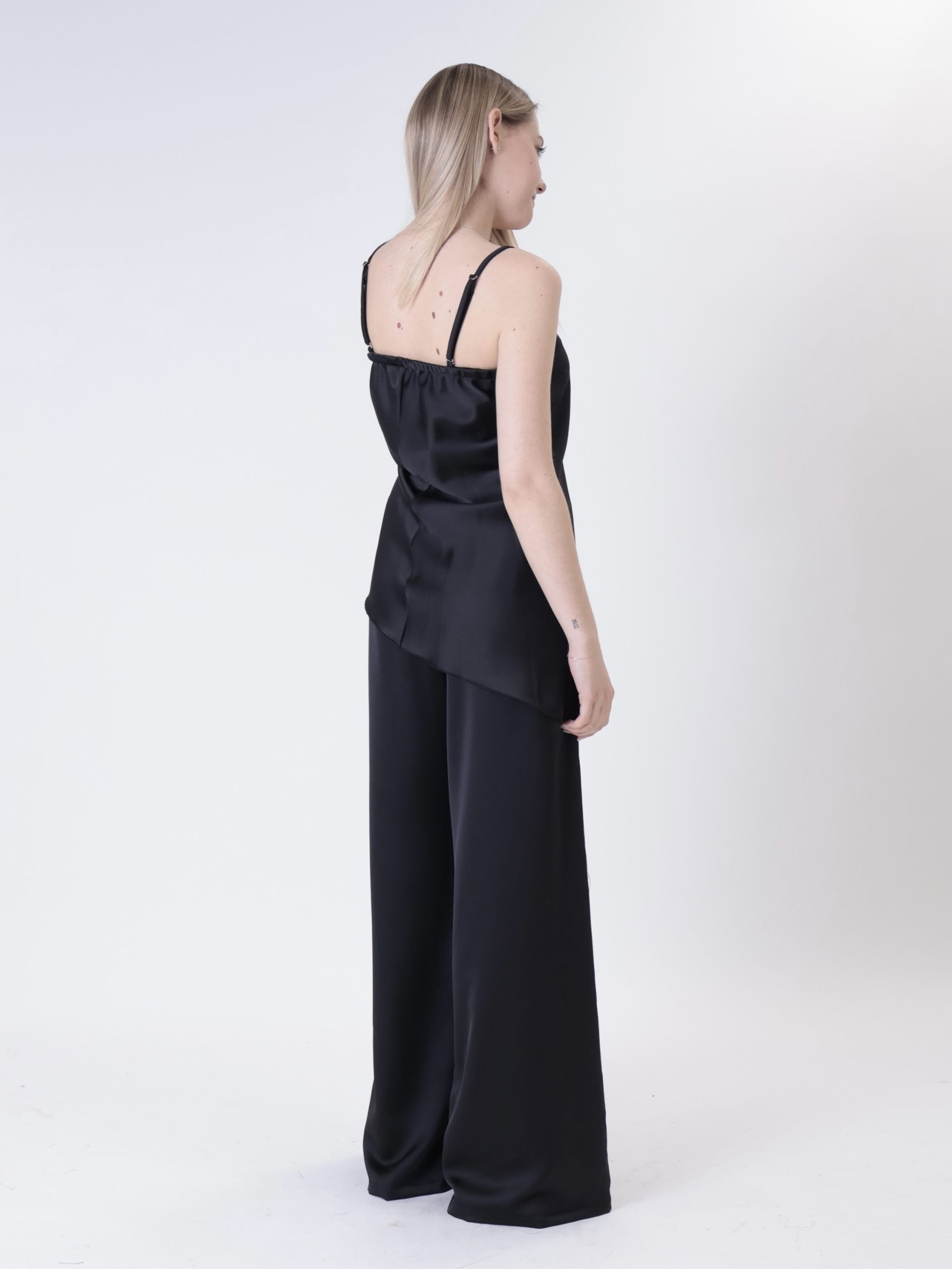 Top satin nero