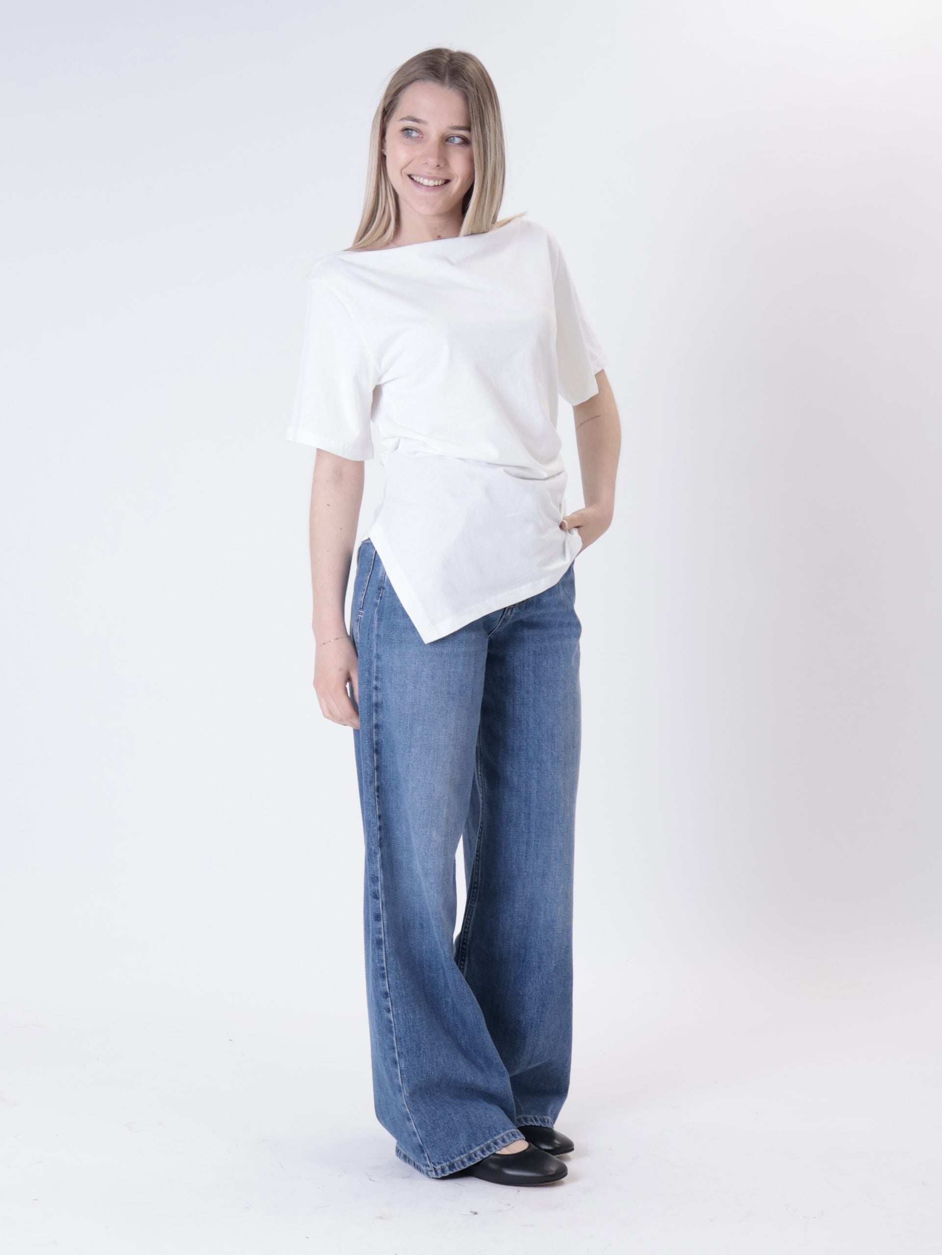 T-shirt drappeggio laterale bianca