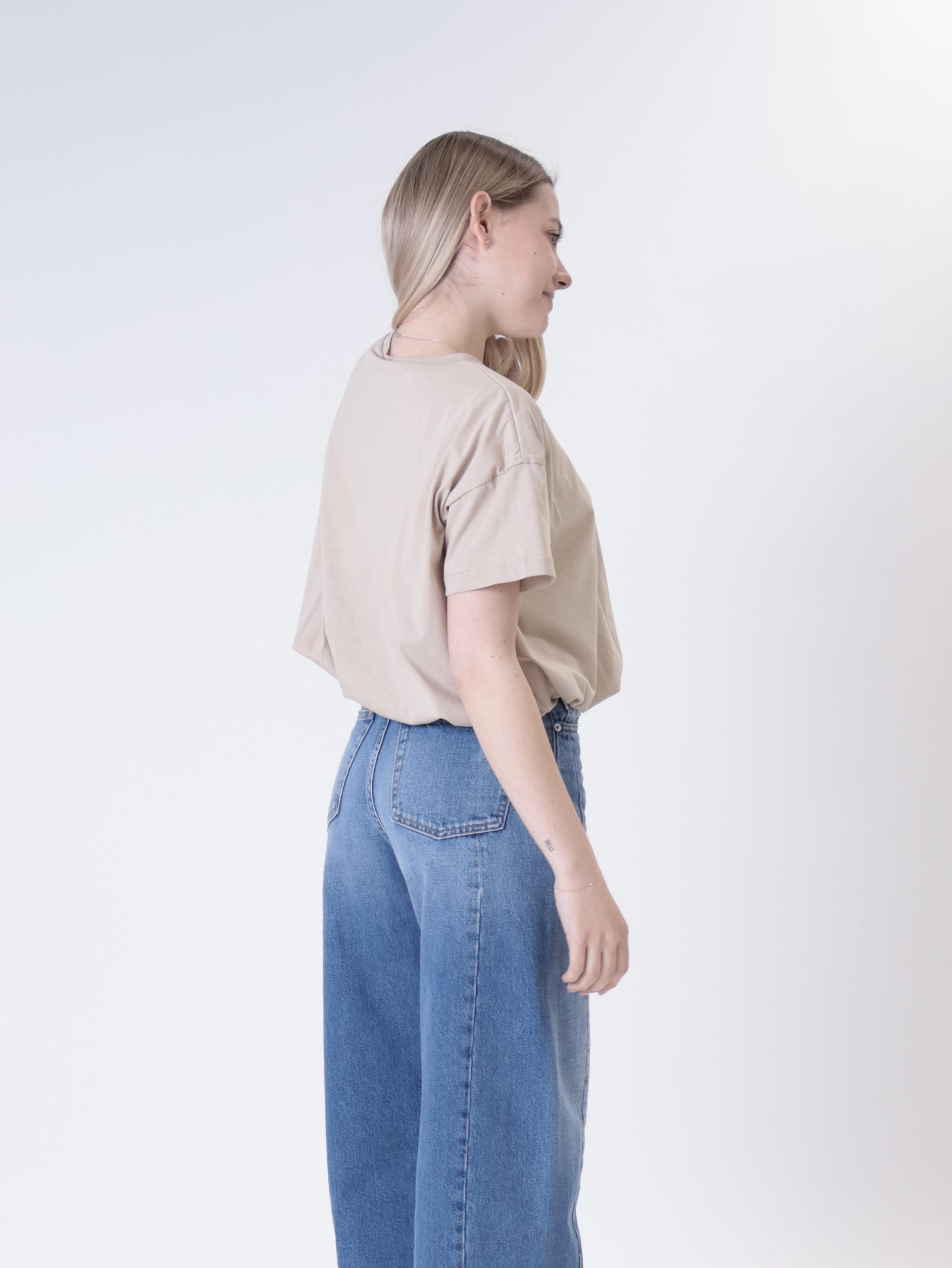 T-shirt arricciata beige