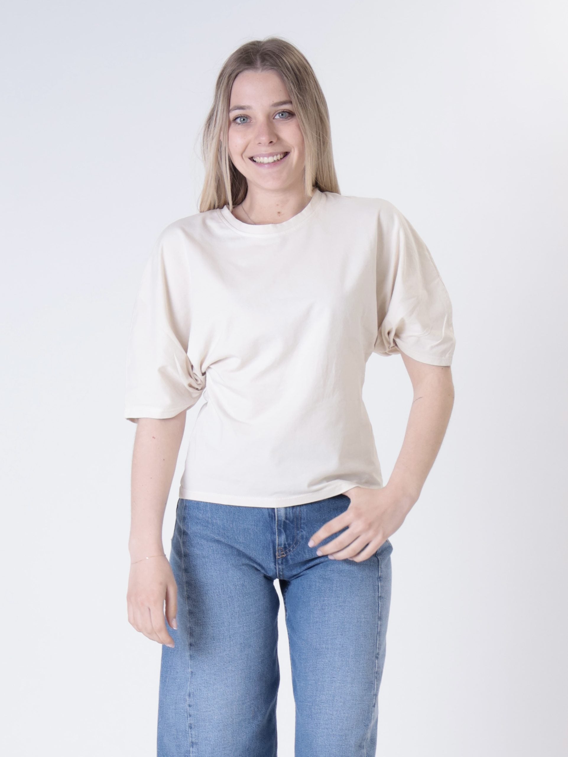 T-shirt slim m/pipistrello (colori all'interno)