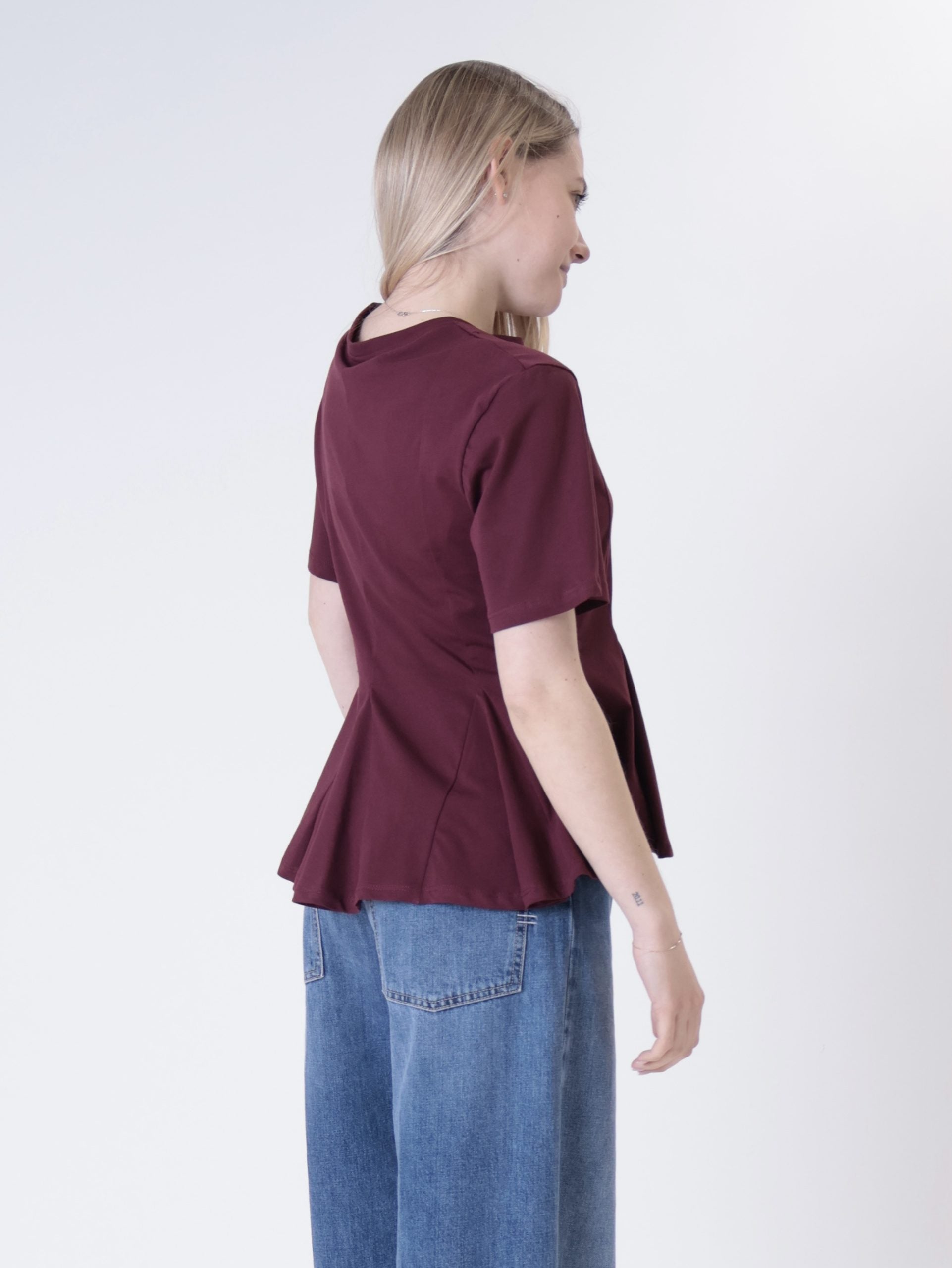T-shirt godet india