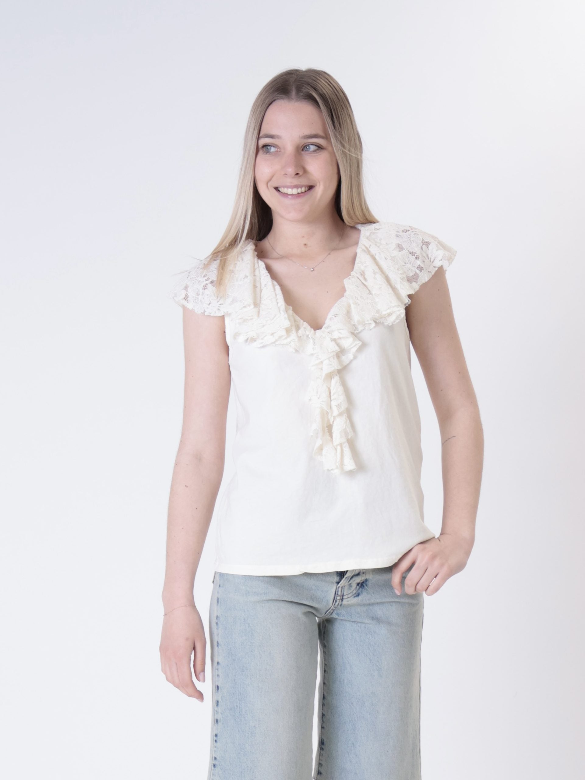 Top pizzo scollo V  panna
